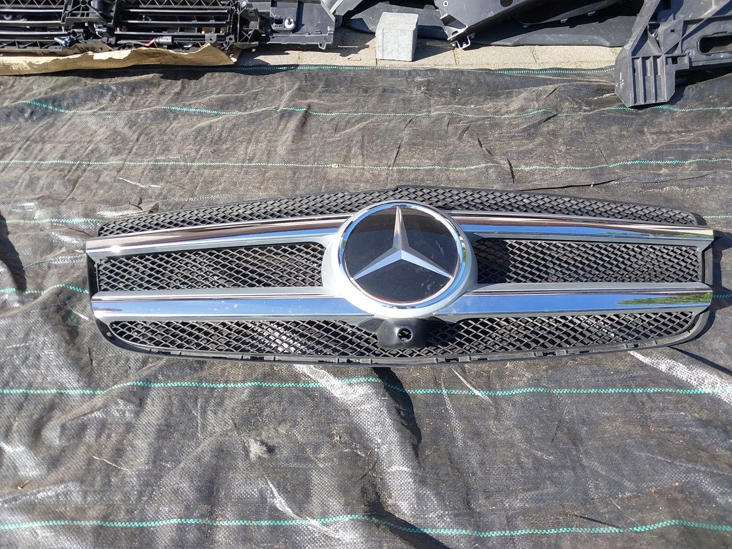 Kühlergrill Mercedes X166 W166 A166 FRONTGRILL A1668850054 Kühlergitter