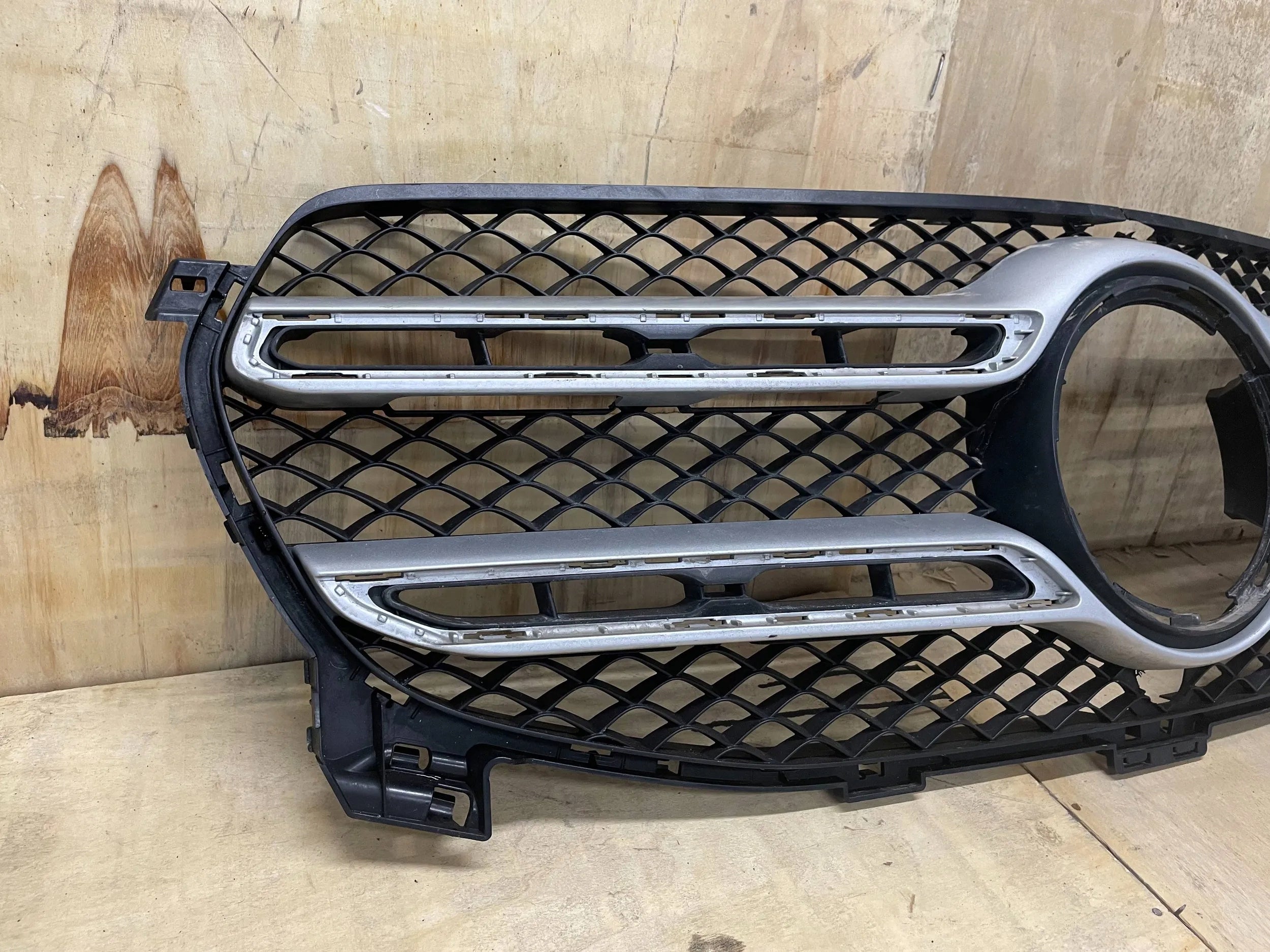 Kühlergrill Mercedes A167 GLE W167 FRONTGRILL A1678880900 Kühlergitter