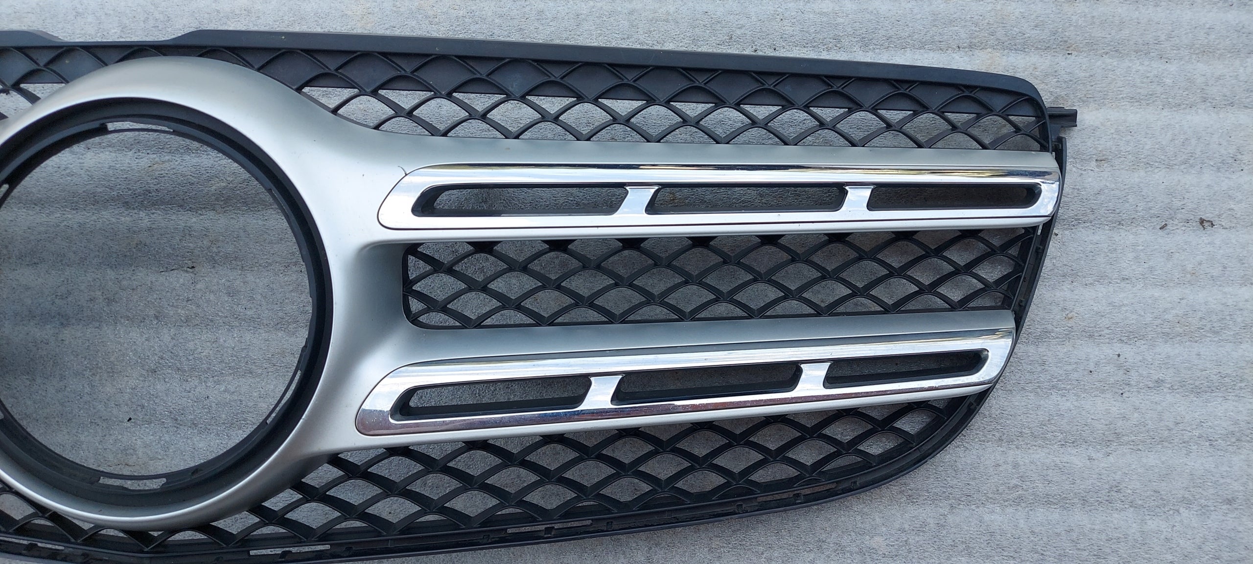 Kühlergrill Mercedes GLS X166 A166 FRONTGRILL A1668850140 Kühlergitter