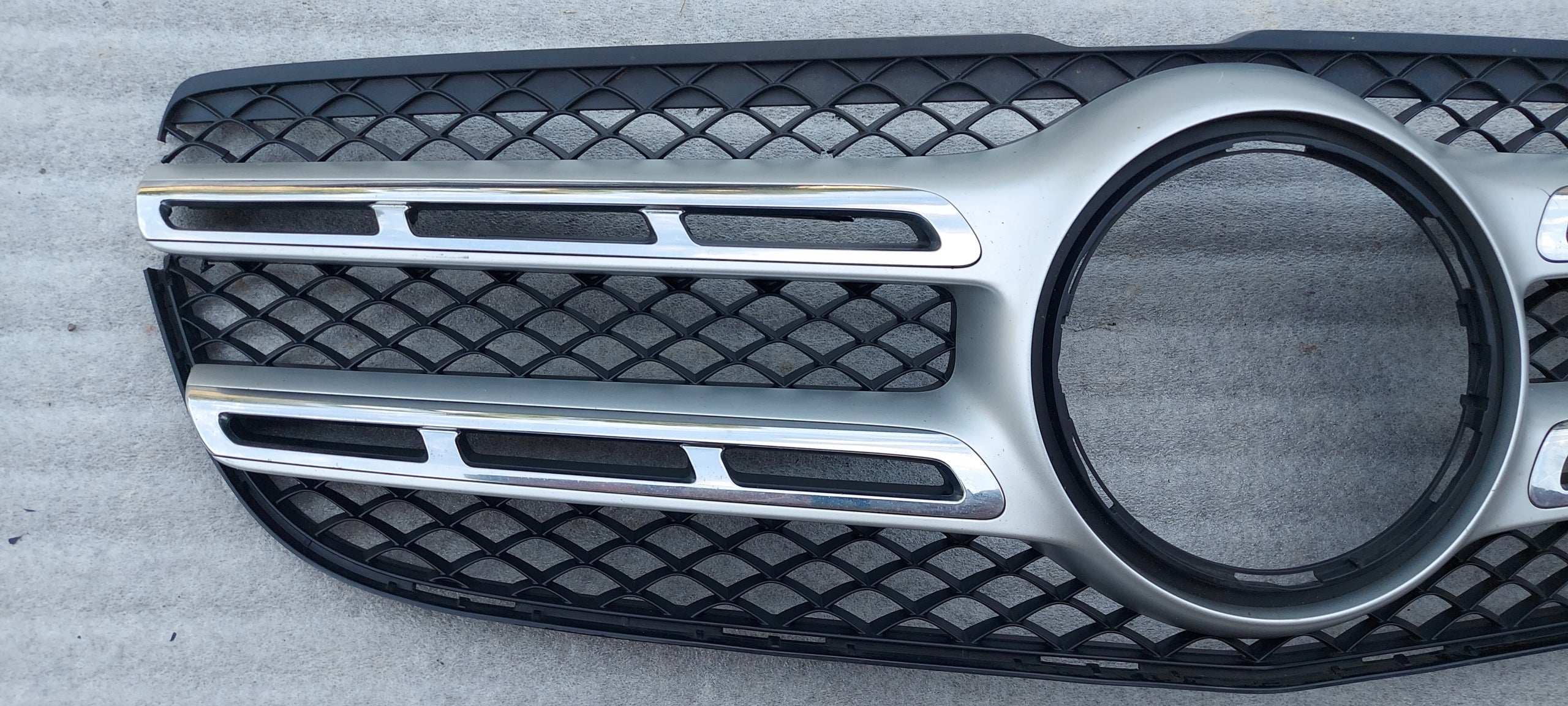 Kühlergrill Mercedes GLS X166 A166 FRONTGRILL A1668850140 Kühlergitter