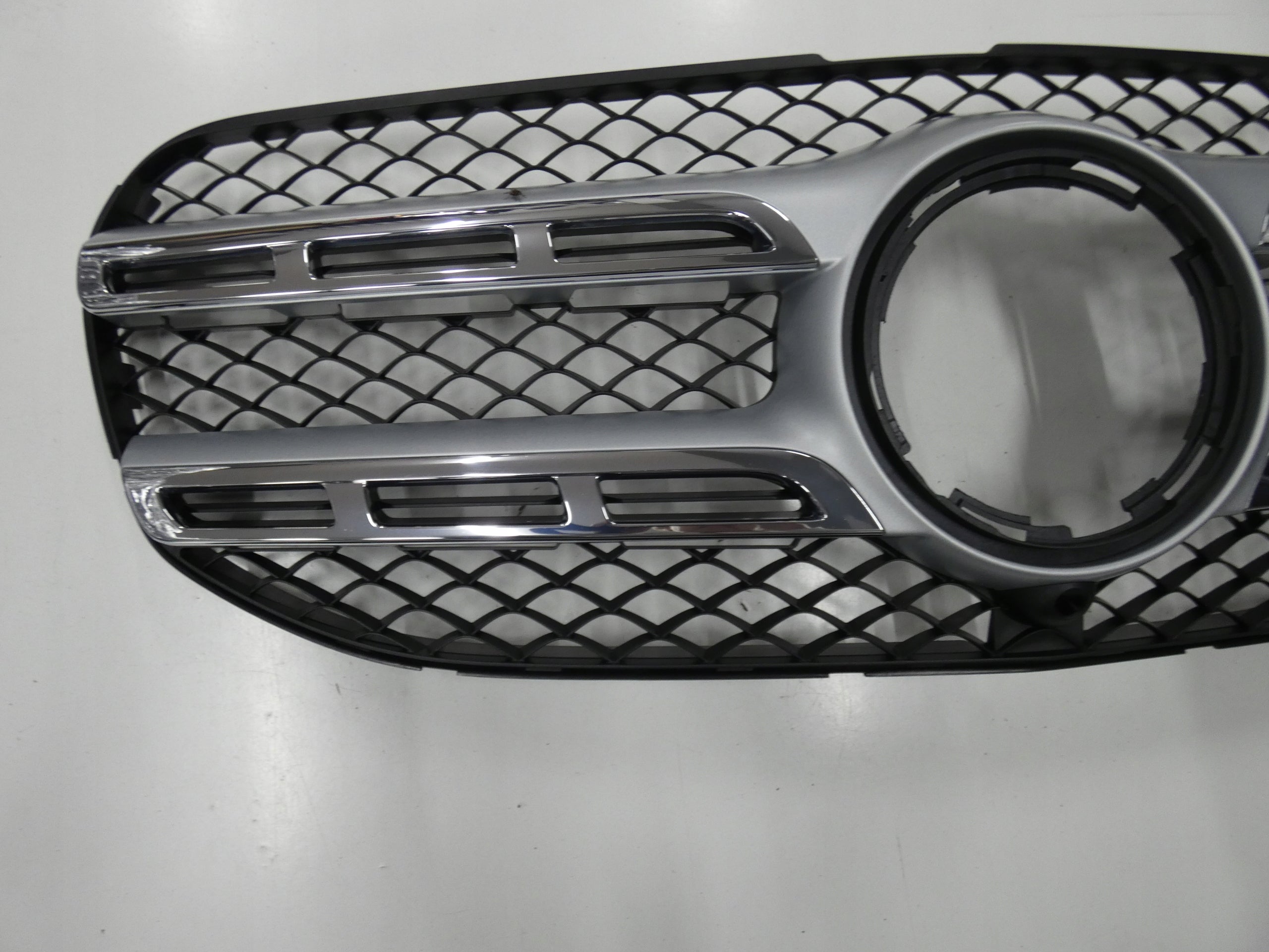 Kühlergrill Mercedes GLS X167 GLS W167 FRONTGRILL A1678881100 Kühlergitter