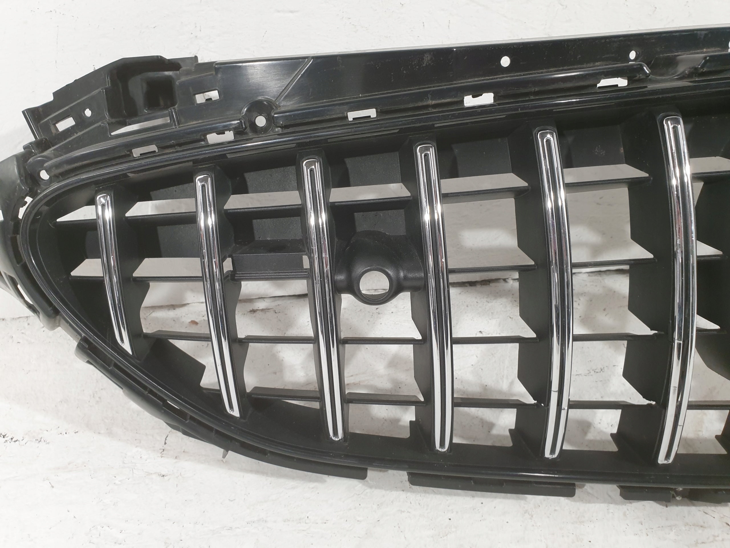 Kühlergrill Mercedes W232 FRONTGRILL A2328880100 Kühlergitter