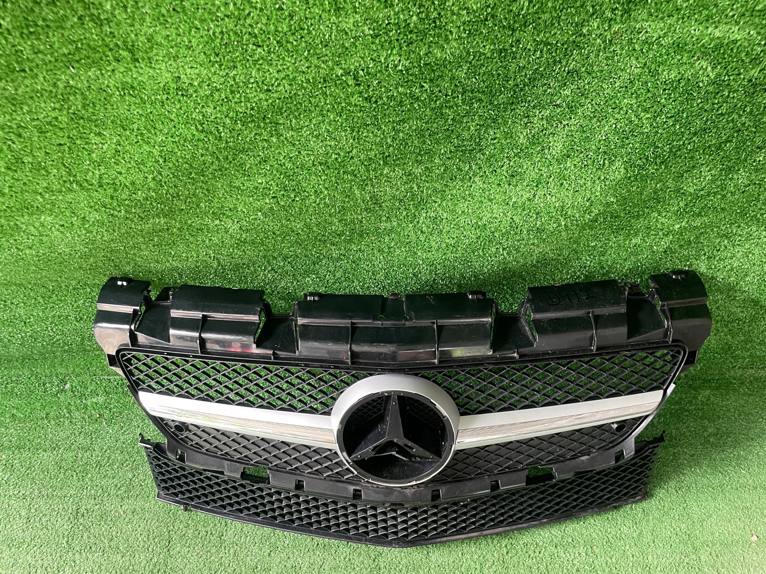 Kühlergrill Mercedes W172 FRONTGRILL A1728880160 Kühlergitter