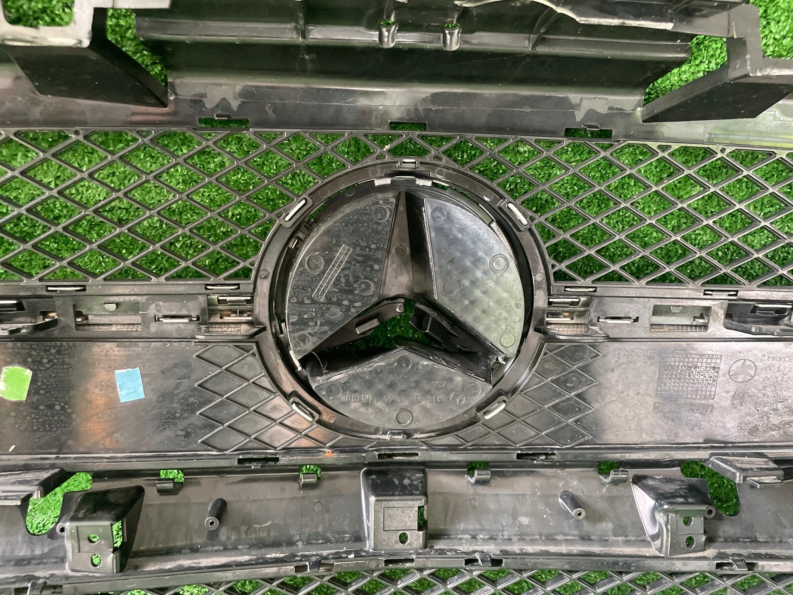 Kühlergrill Mercedes W172 FRONTGRILL A1728880160 Kühlergitter