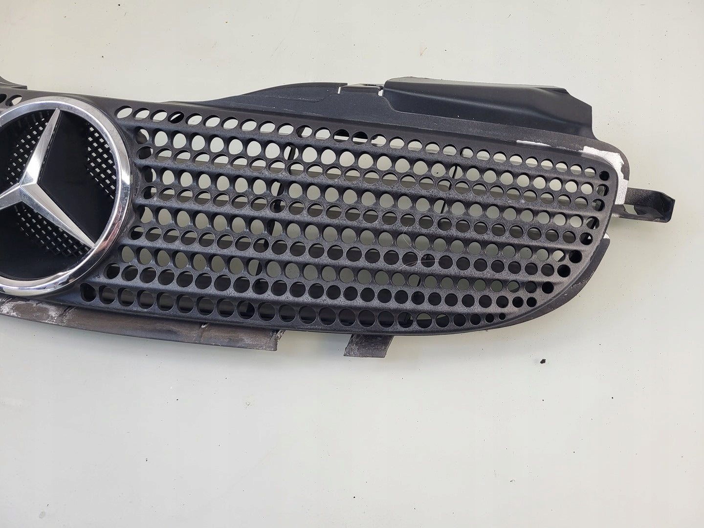 Kühlergrill Mercedes W170 W170 FRONTGRILL A1708800085 Kühlergitter