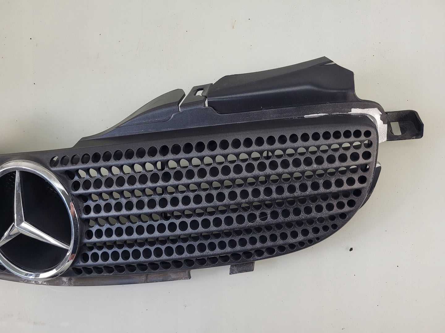 Kühlergrill Mercedes W170 W170 FRONTGRILL A1708800085 Kühlergitter