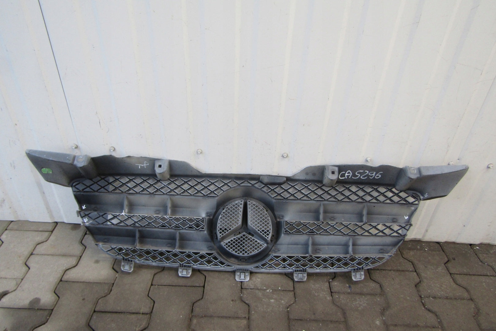 Kühlergrill Mercedes SPRINTER W906 FRONTGRILL A9068800385 Kühlergitter