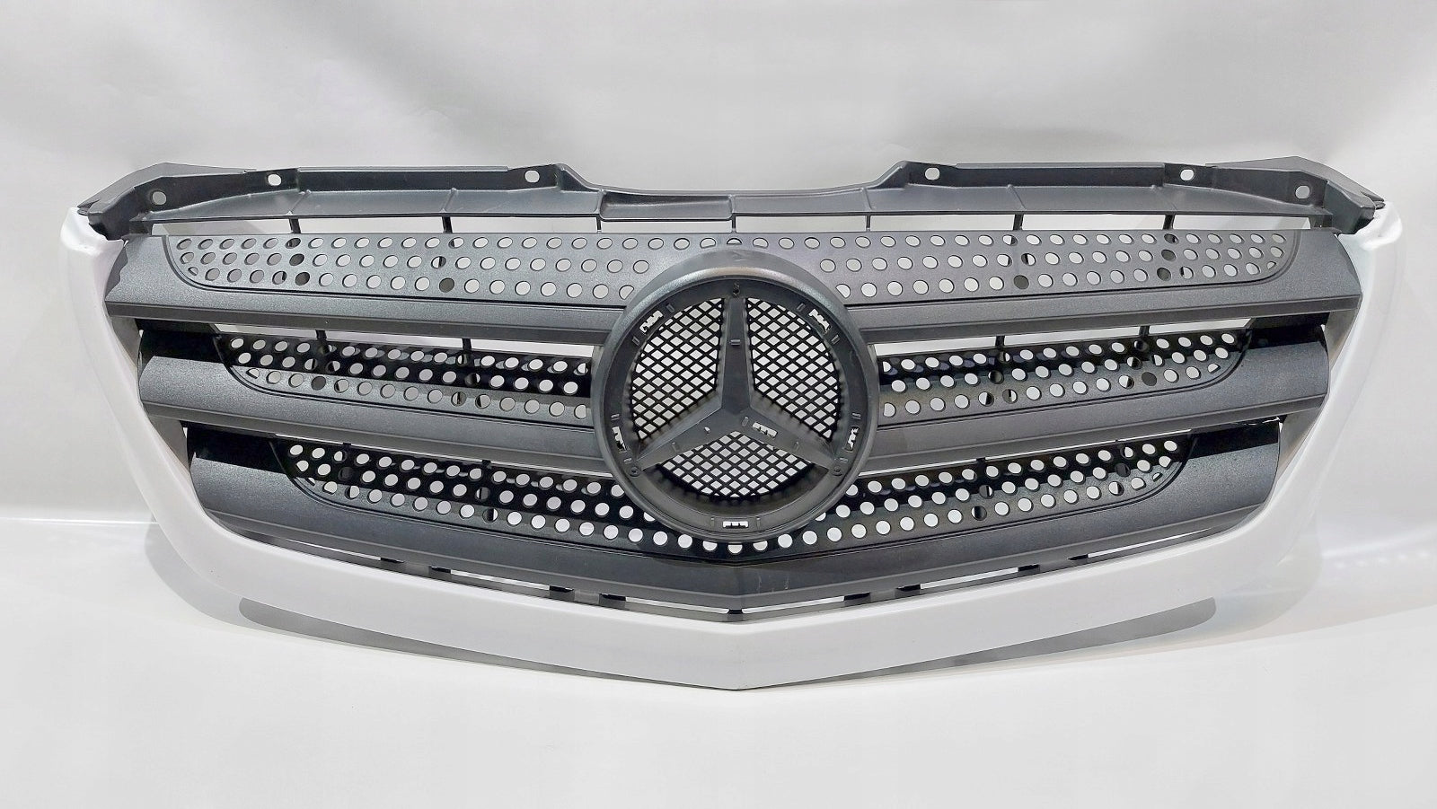 Kühlergrill Mercedes W906 A906 FRONTGRILL A9068880523 Kühlergitter