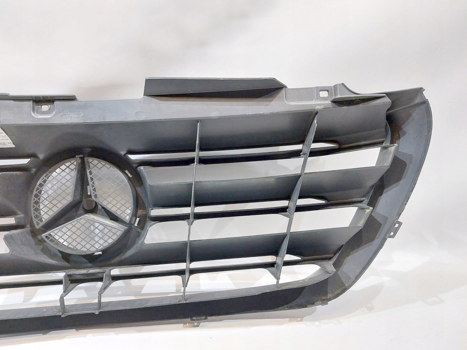 Kühlergrill Mercedes W910 A910 FRONTGRILL A9108852600 Kühlergitter