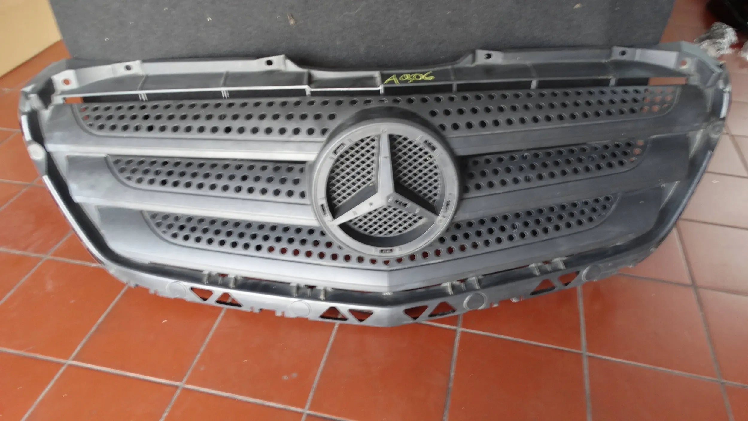 Kühlergrill Mercedes SPRINTER W906 A906 FRONTGRILL A9068800785 Kühlergitter