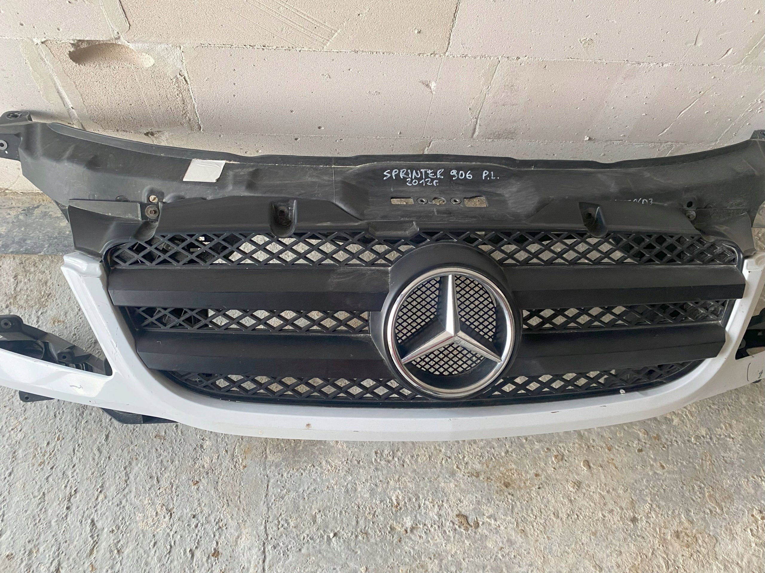 Kühlergrill Mercedes W906 SPRINTER 906 FRONTGRILL Kühlergitter