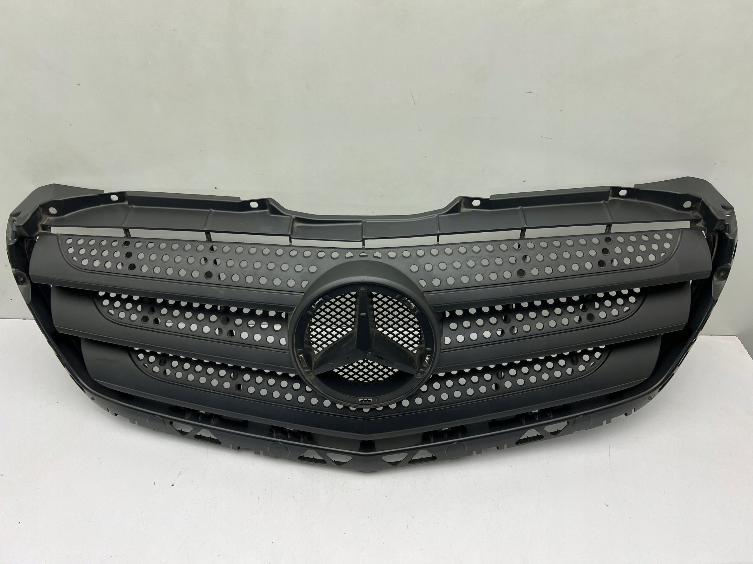 Kühlergrill Mercedes SPRINTER W906 A906 FRONTGRILL A9068880523 Kühlergitter