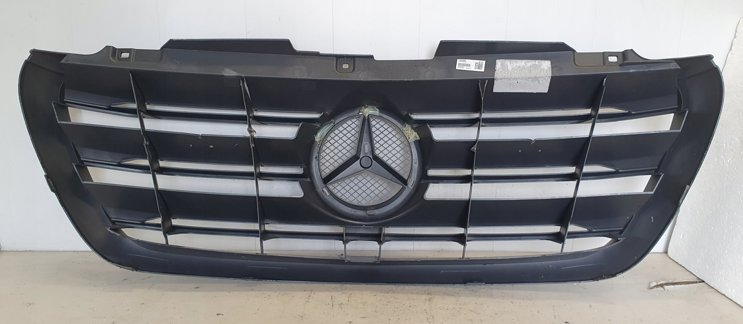 Kühlergrill Mercedes A910 SPRINTER W910 FRONTGRILL A9108852600 Kühlergitter