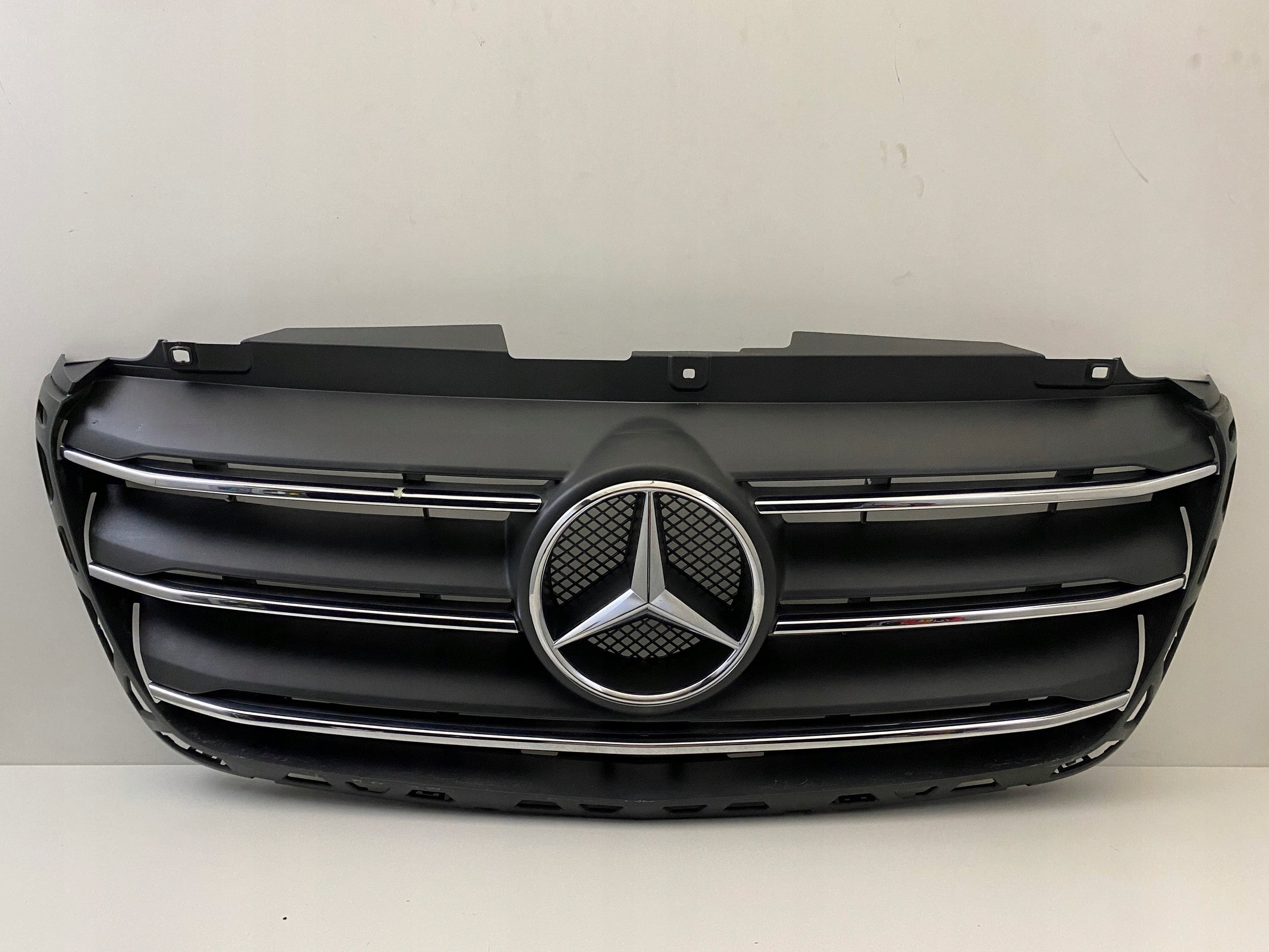 Kühlergrill Mercedes A910 SPRINTER W907 FRONTGRILL A9108852700 Kühlergitter