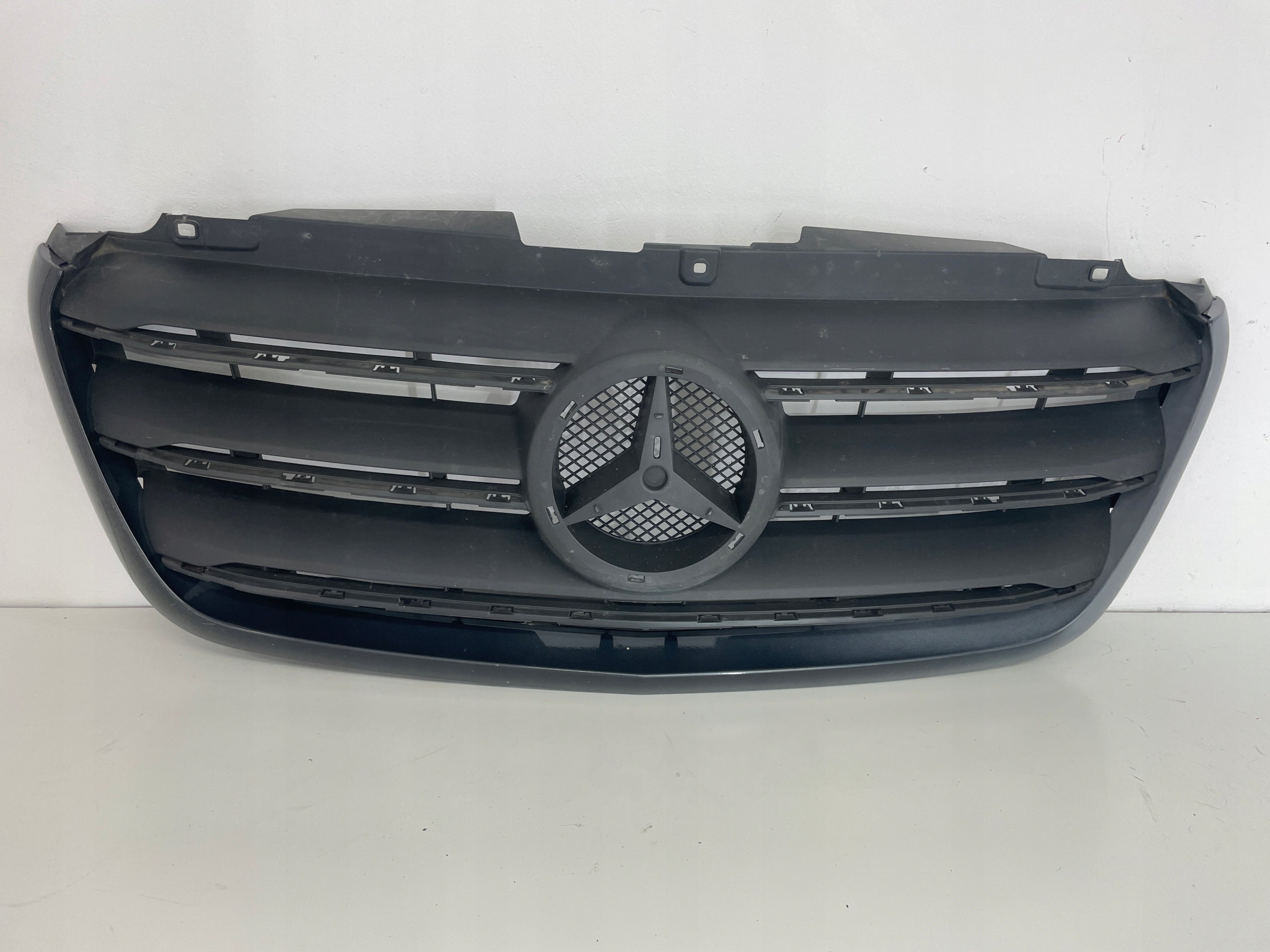  Kühlergrill Mercedes A910 SPRINTER W910 FRONTGRILL A9108852700 Kühlergitter product image