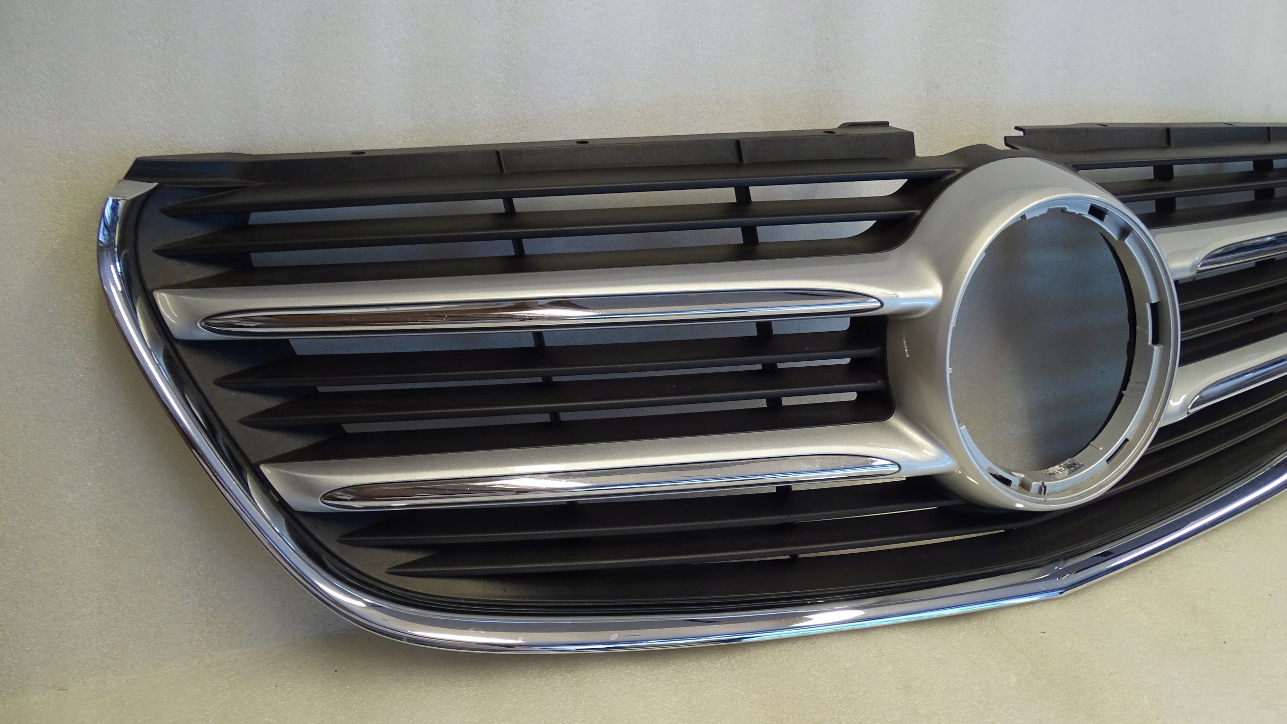 Kühlergrill Mercedes VITO W447 FRONTGRILL A4478880123 Kühlergitter