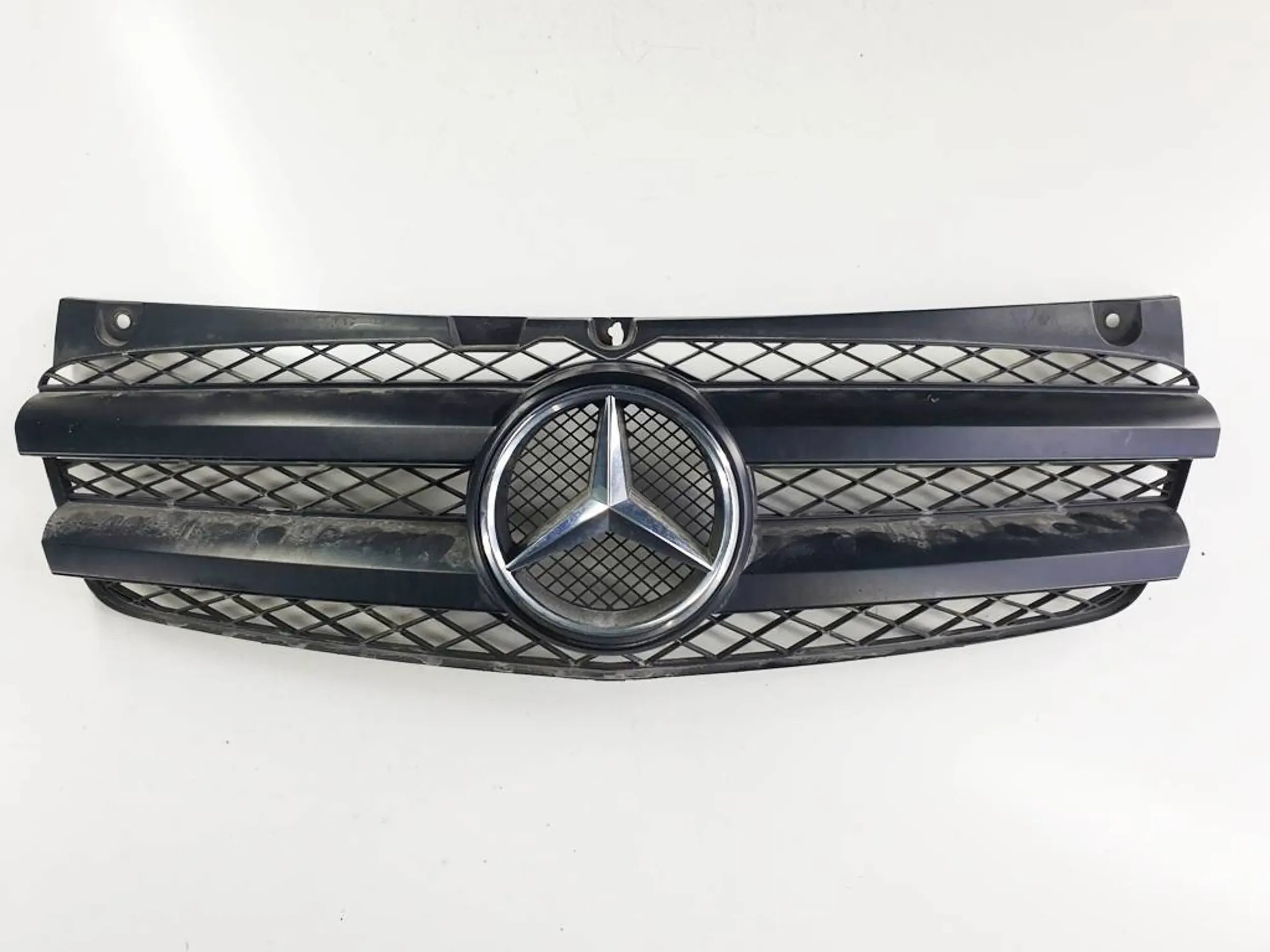 Kühlergrill Mercedes VIANO W639 FRONTGRILL A6398800785 Kühlergitter