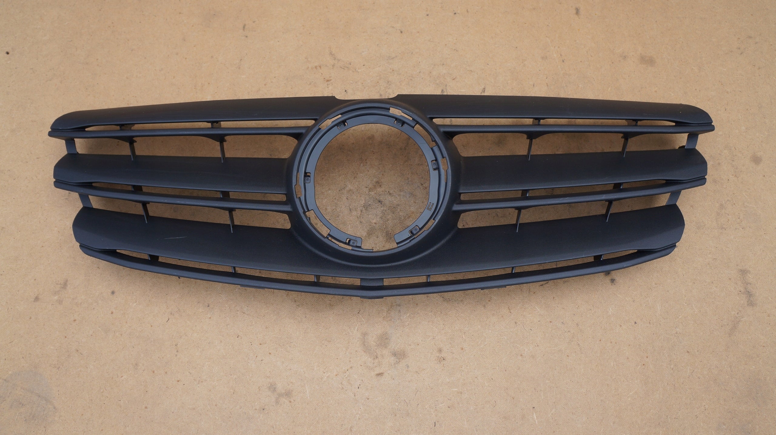 Kühlergrill Mercedes A447 W447 FRONTGRILL A4478800602 Kühlergitter