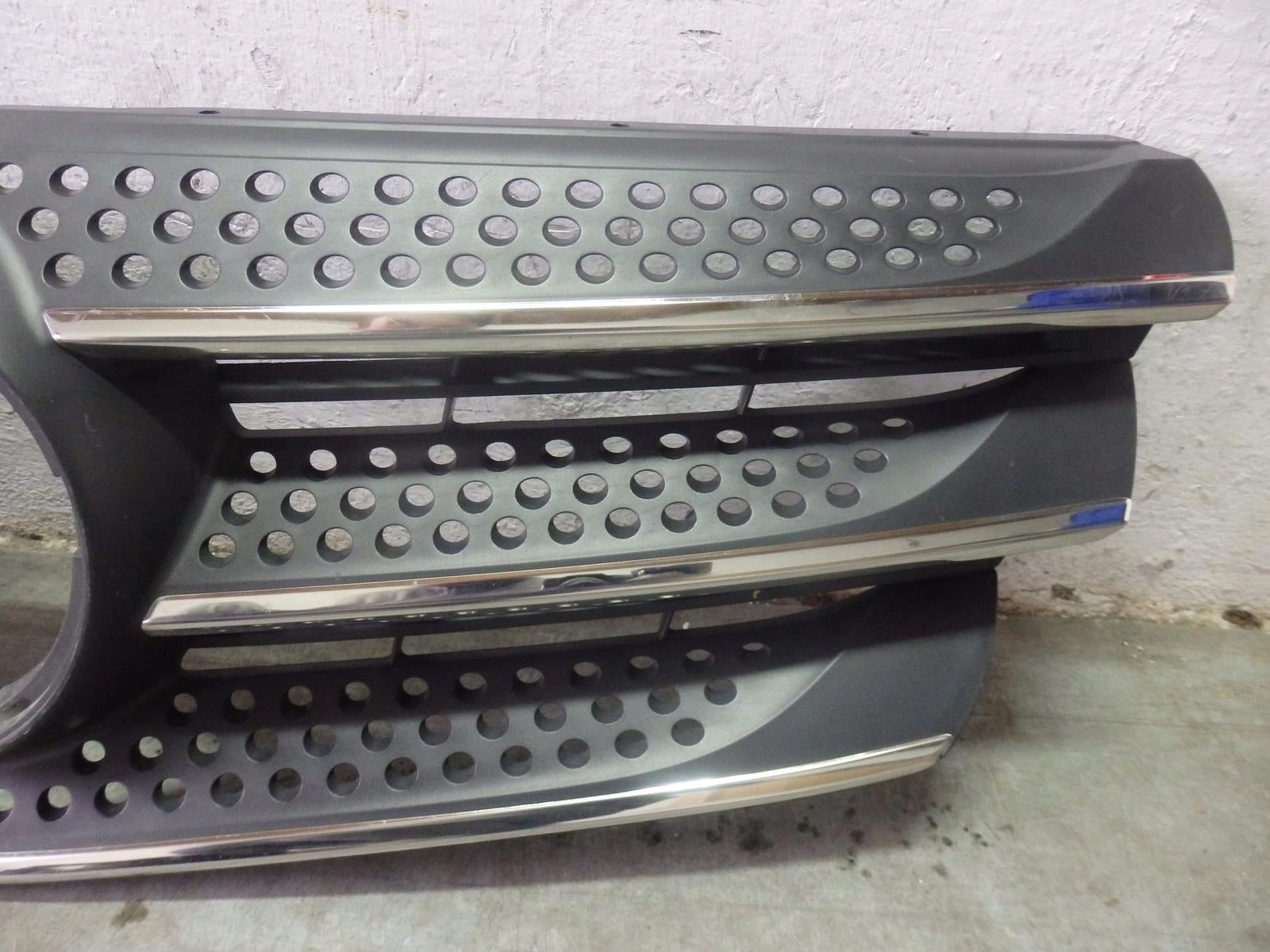 Kühlergrill Mercedes A447 W447 FRONTGRILL A4478800085 Kühlergitter