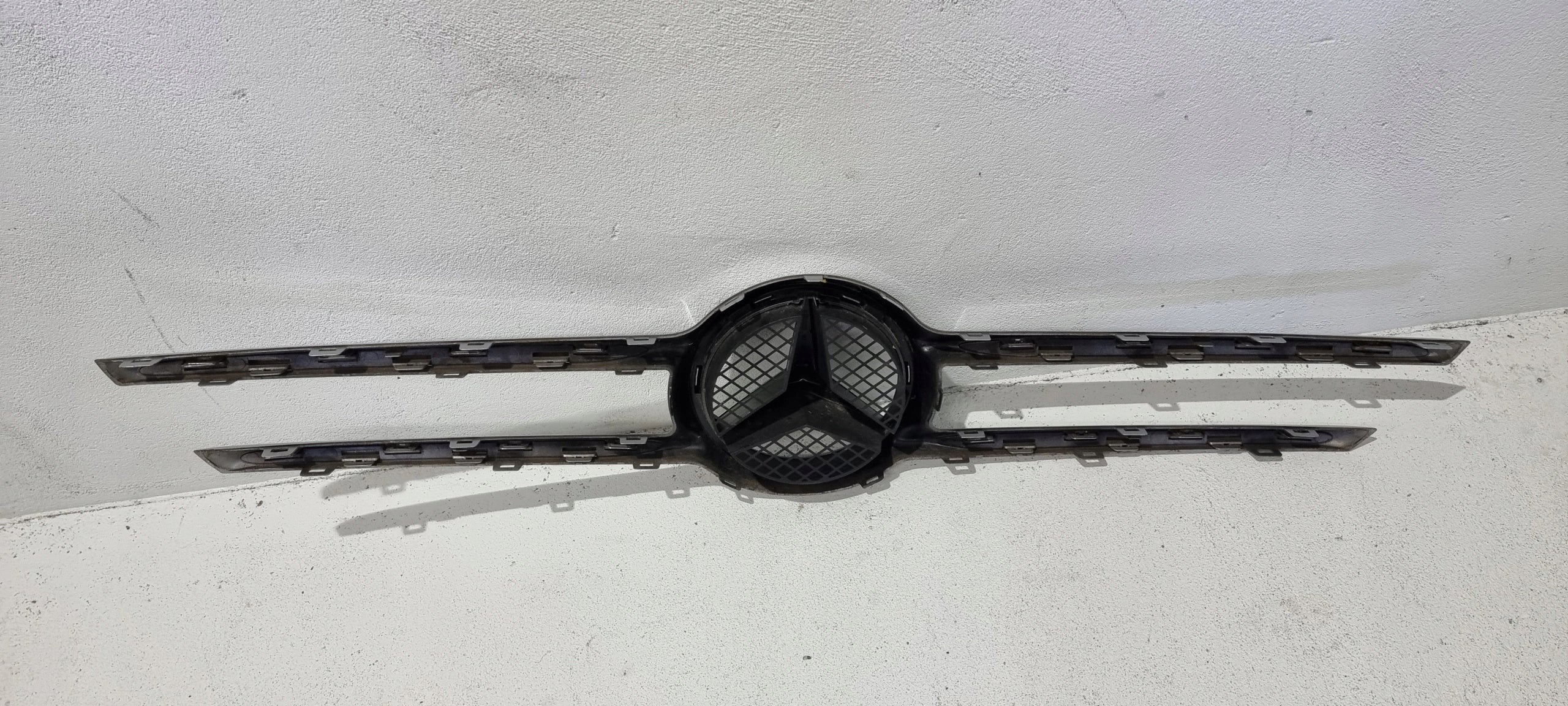 Kühlergrill Mercedes W447 FRONTGRILL A4478880051 Kühlergitter