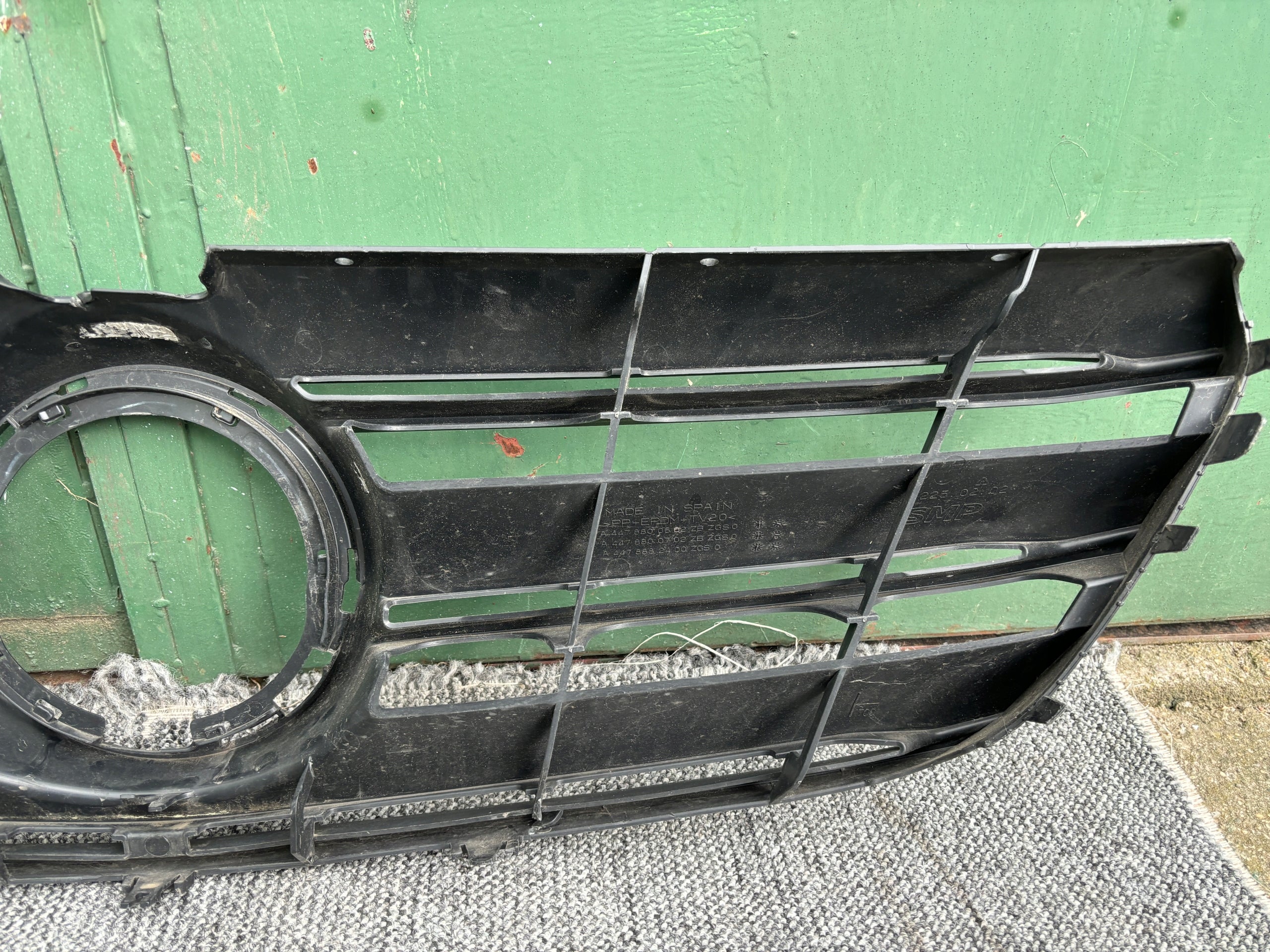 Kühlergrill Mercedes VITO W447 A447 FRONTGRILL A4478800602 Kühlergitter