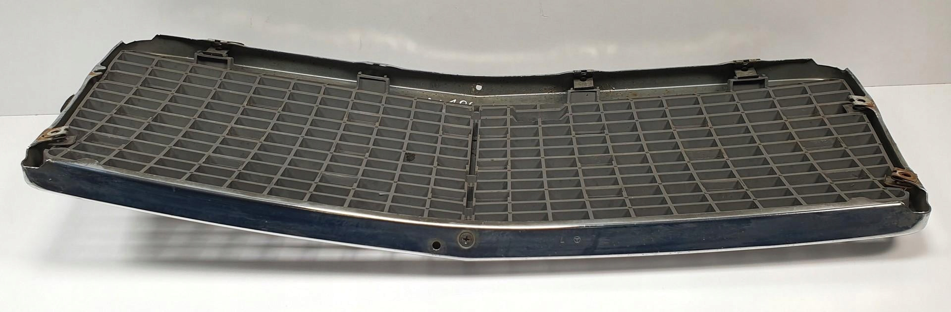 Kühlergrill Mercedes W124 FRONTGRILL A1241248880 Kühlergitter