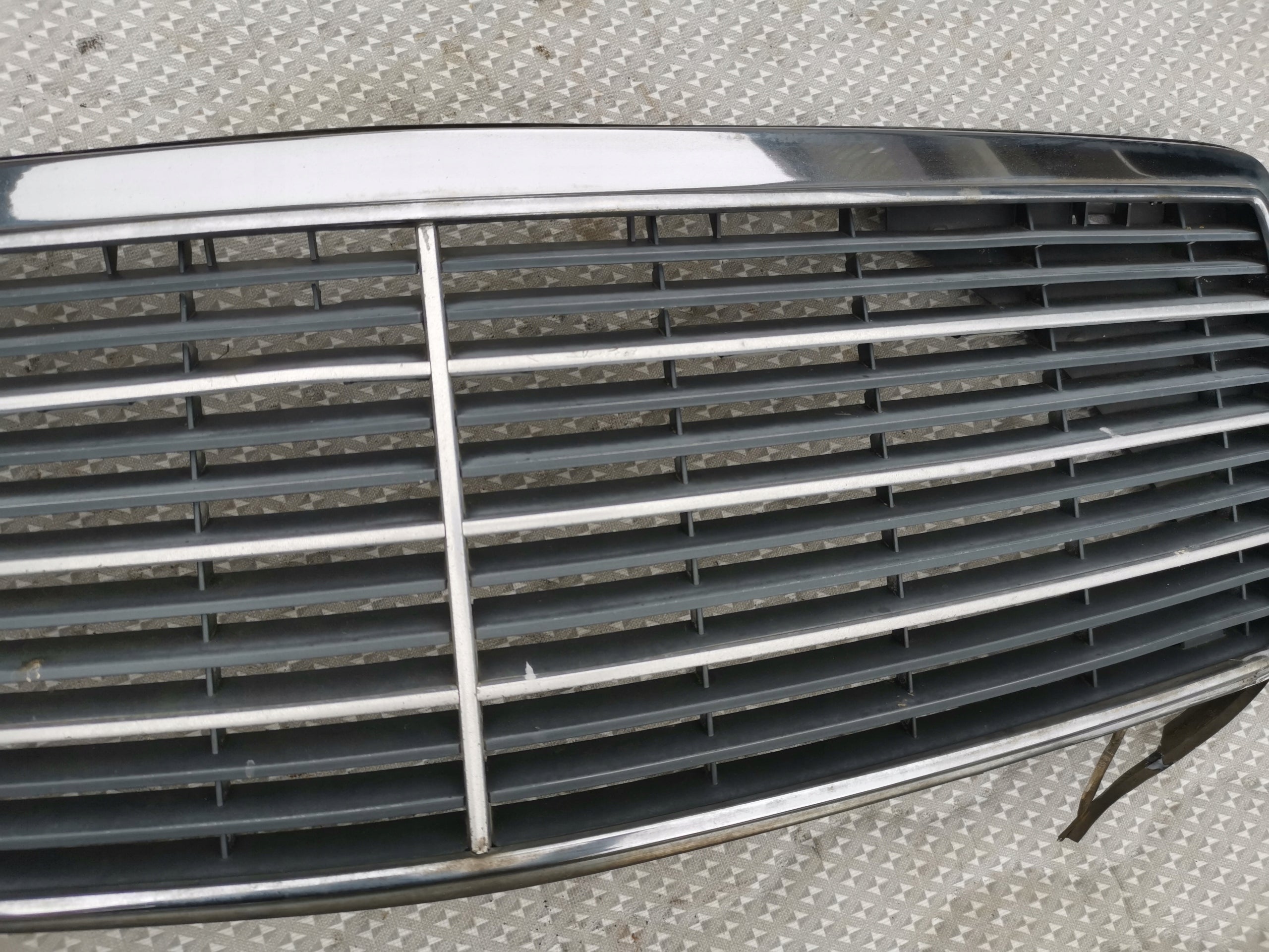 Kühlergrill Mercedes W140 FRONTGRILL A1401408881 Kühlergitter