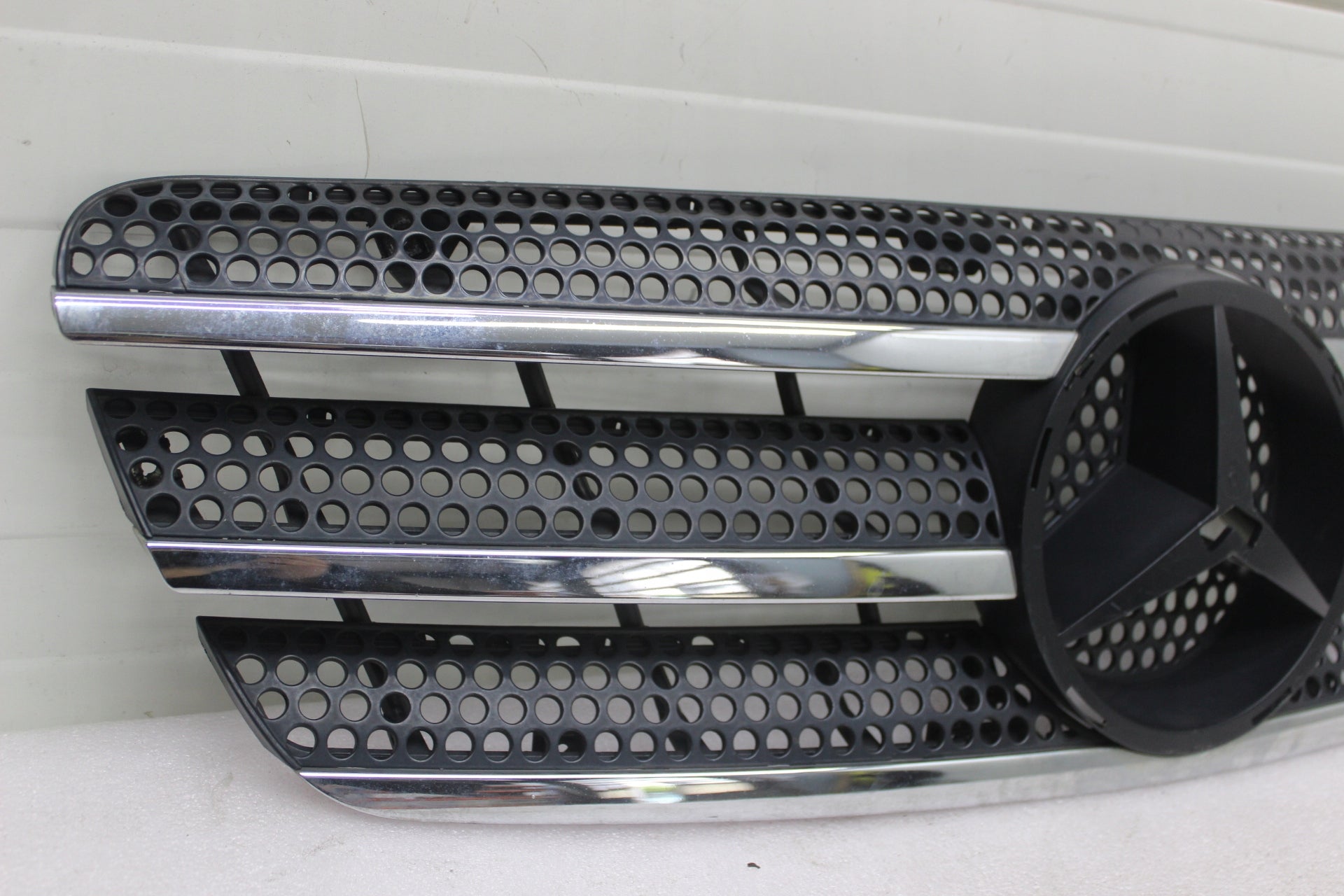 Kühlergrill Mercedes W163 FRONTGRILL A1638800985 Kühlergitter