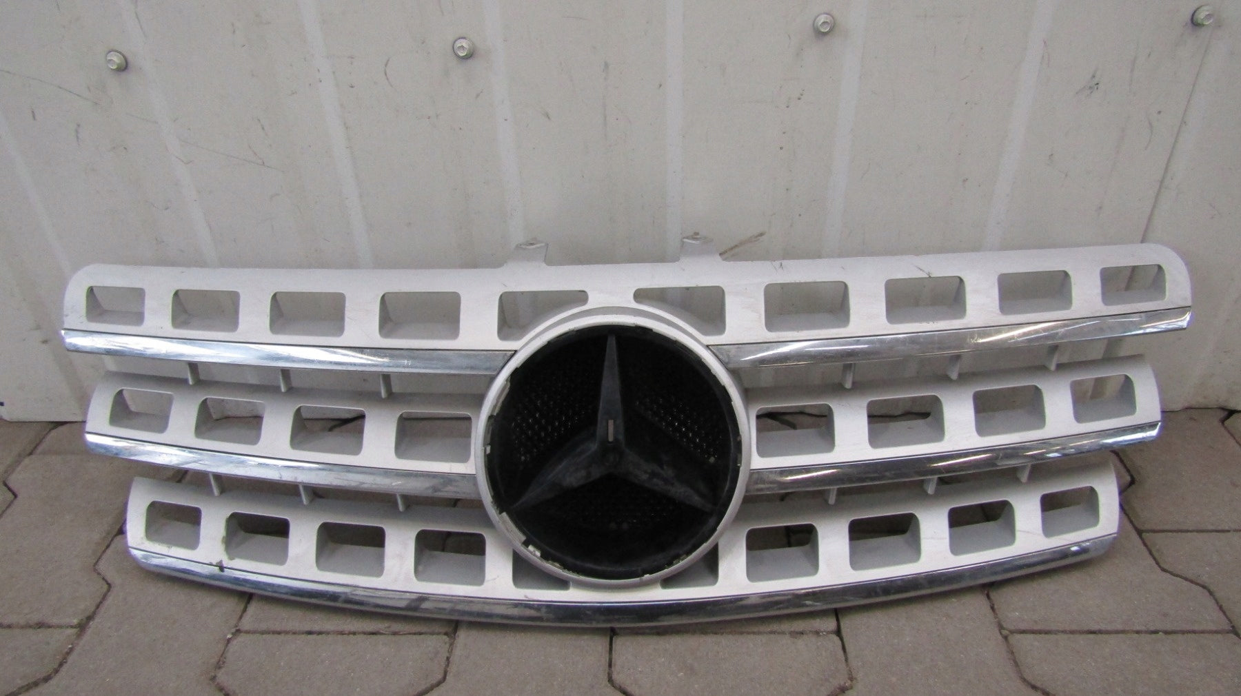 Kühlergrill Mercedes W164 FRONTGRILL A1648880923 Kühlergitter