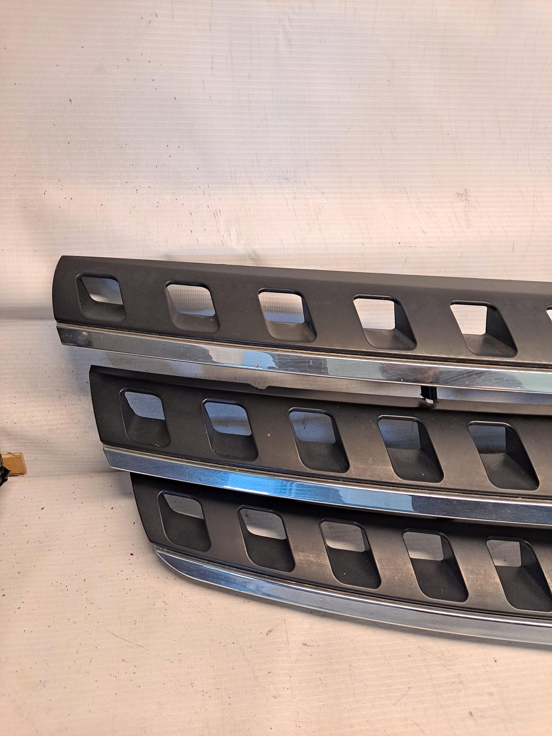 Kühlergrill Mercedes W164 FRONTGRILL Kühlergitter