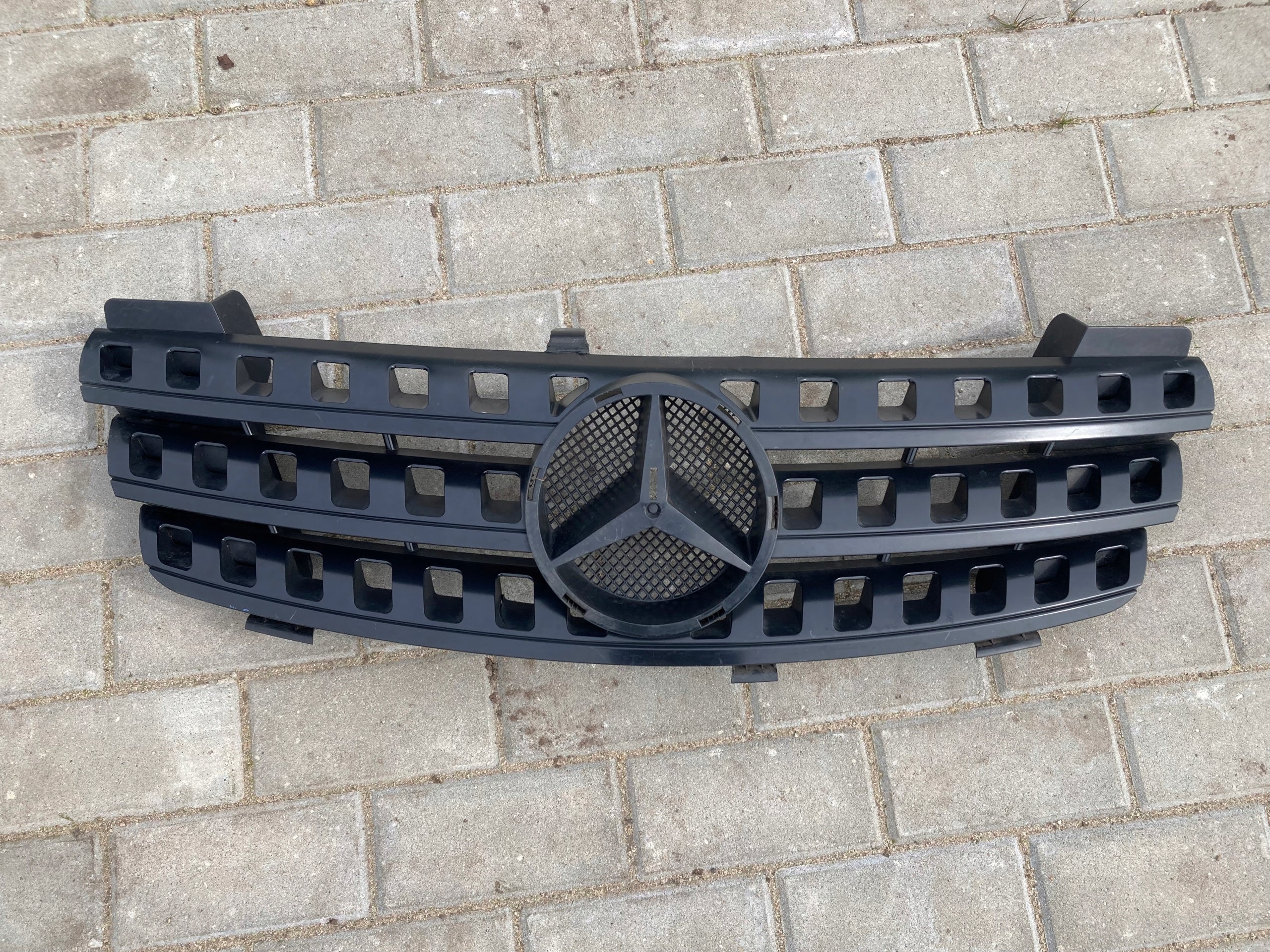 Kühlergrill Mercedes W164 FRONTGRILL A1648800085 Kühlergitter