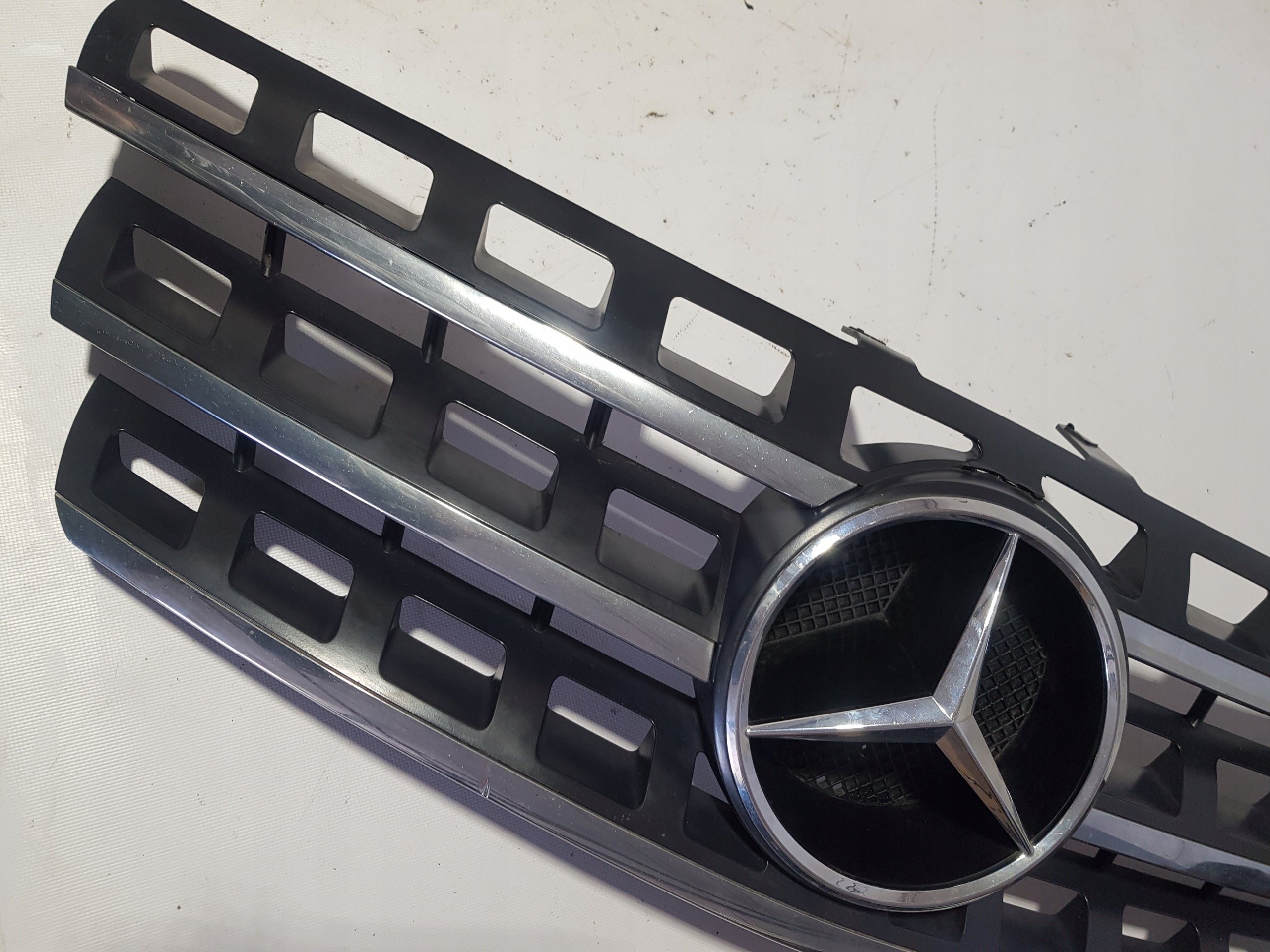 Kühlergrill Mercedes W164 FRONTGRILL A1648880923 Kühlergitter