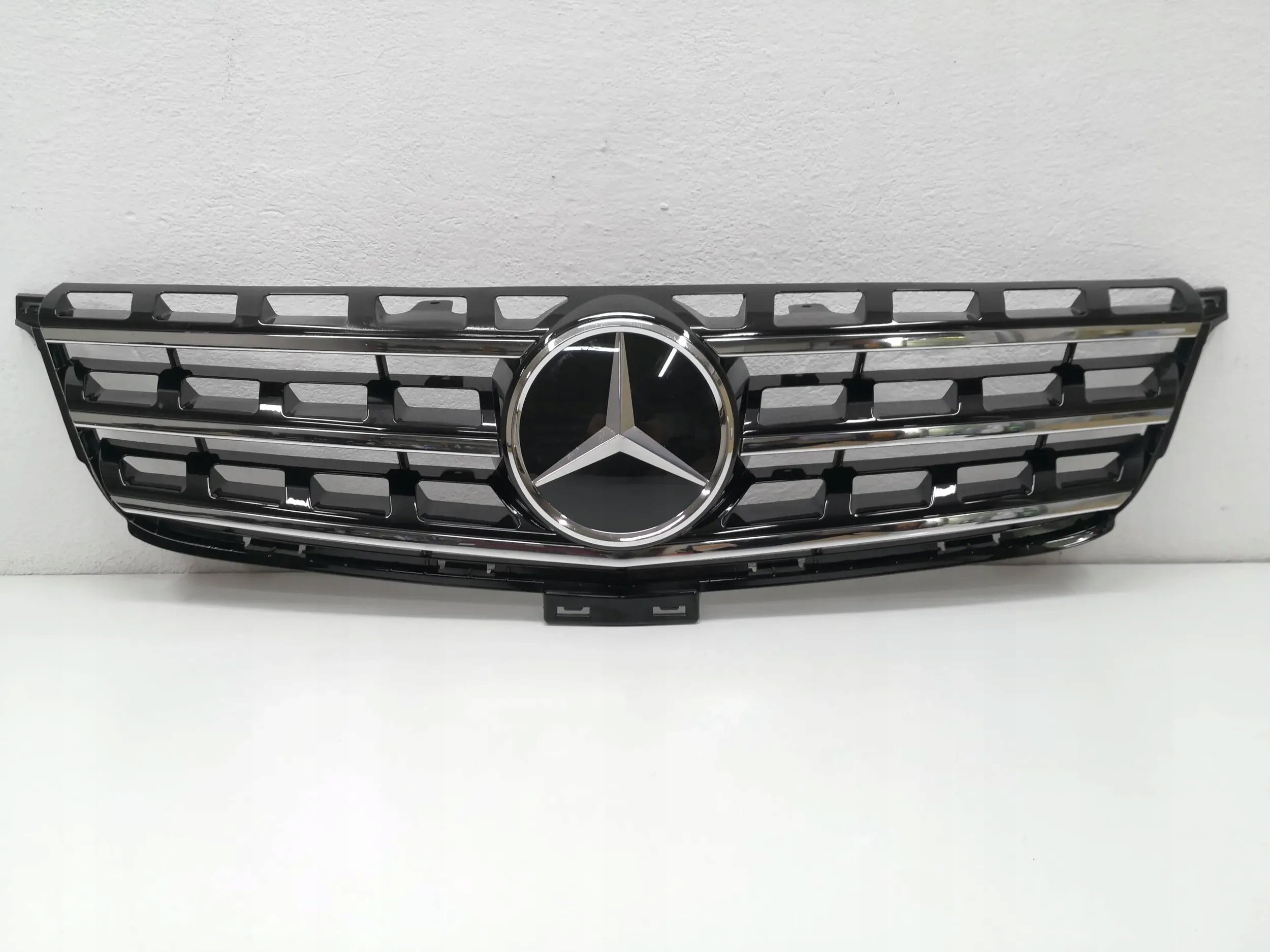  Kühlergrill Mercedes W166 FRONTGRILL A1648880411 Kühlergitter product image