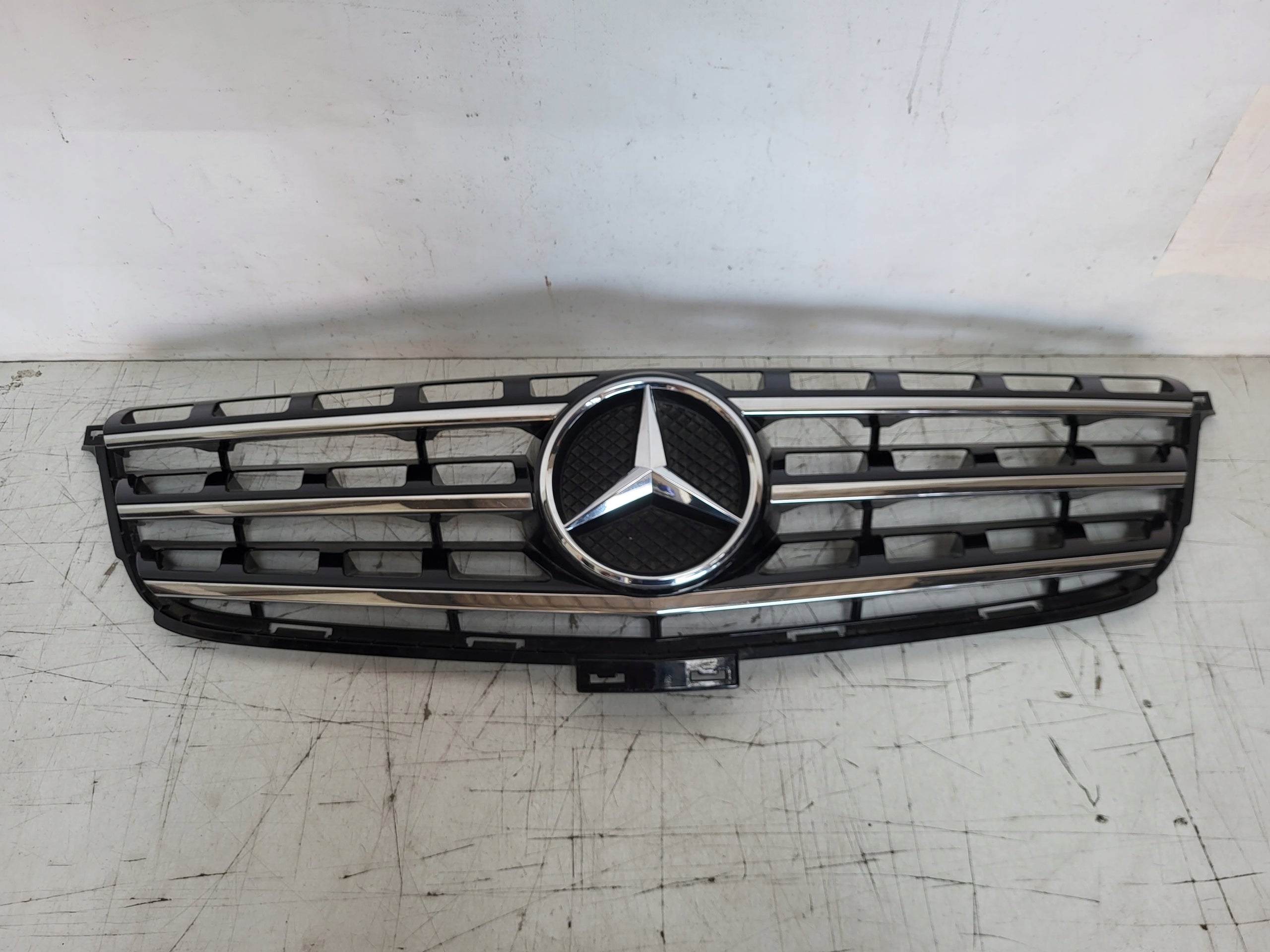  Kühlergrill Mercedes W166 A166 FRONTGRILL A1668800123 Kühlergitter product image