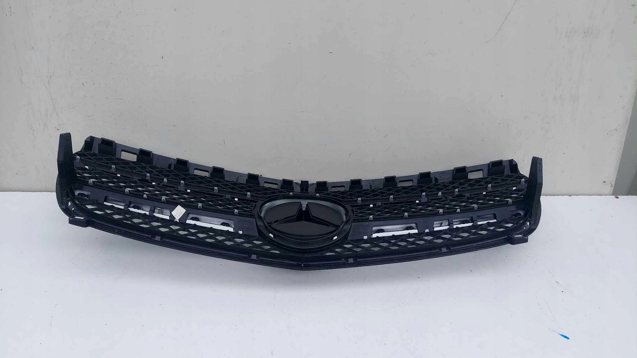 Kühlergrill Mercedes W176 FRONTGRILL A1768880260 Kühlergitter