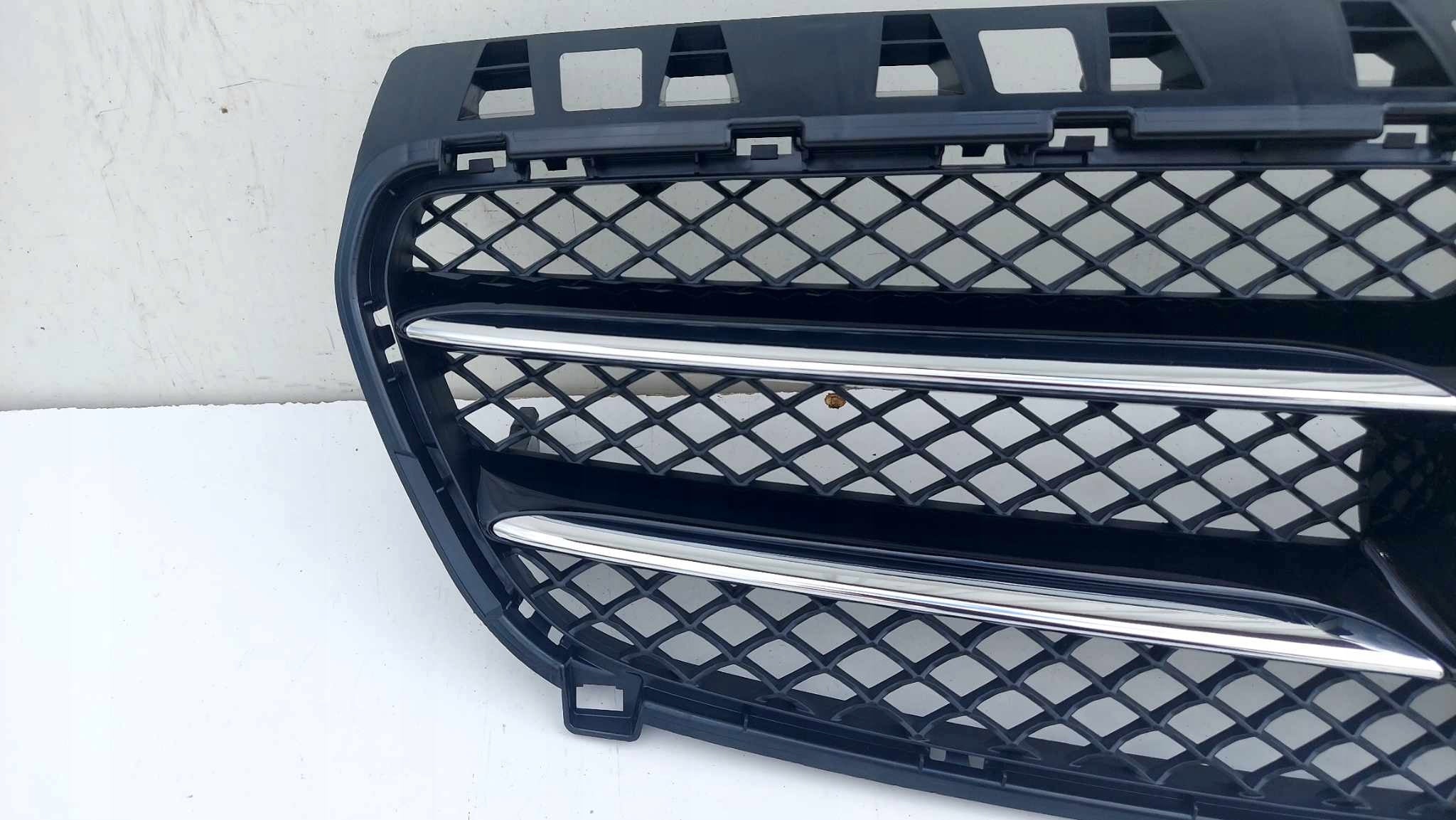 Kühlergrill Mercedes W176 FRONTGRILL A1768880260 Kühlergitter