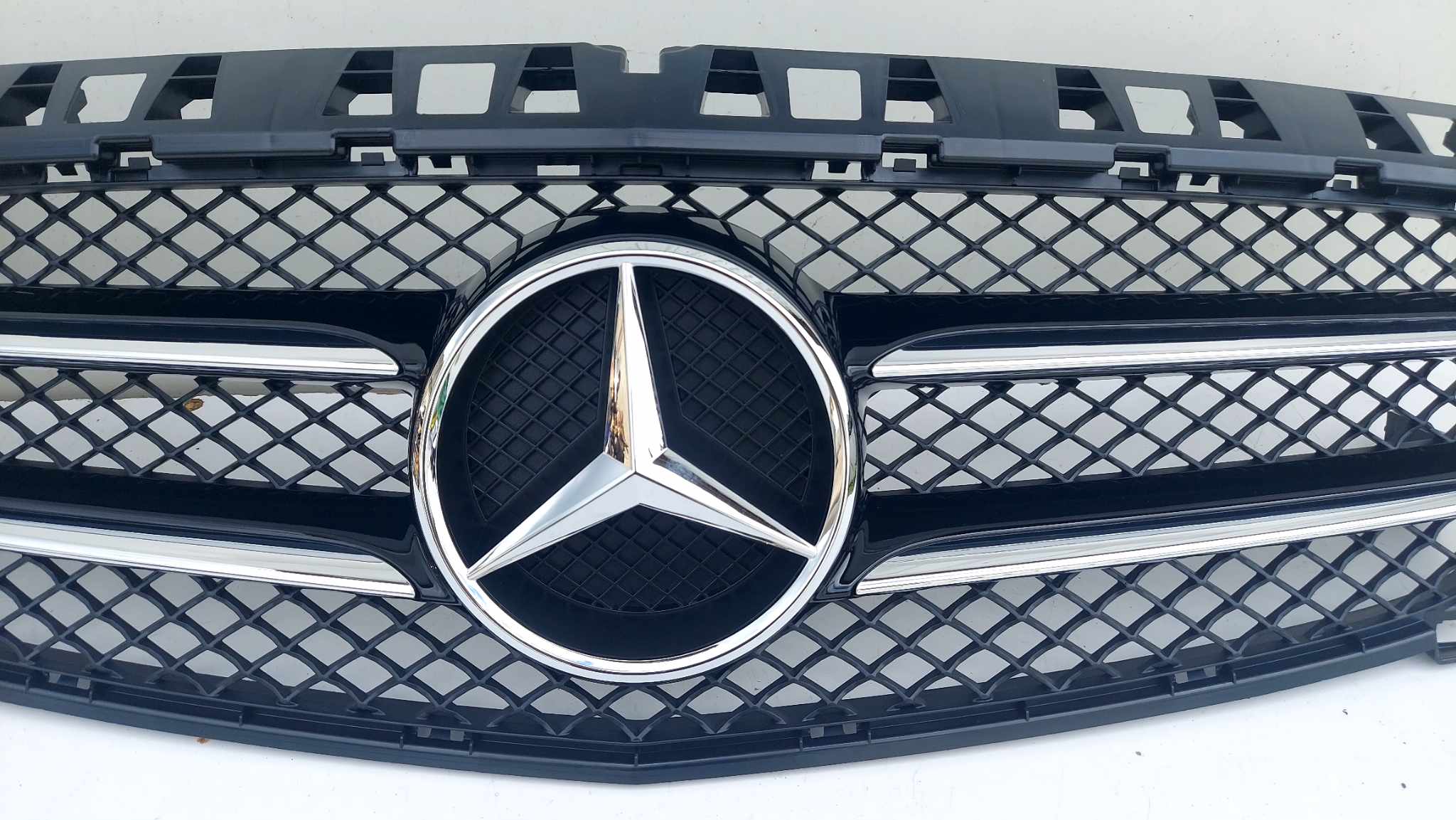 Kühlergrill Mercedes W176 FRONTGRILL A1768880260 Kühlergitter