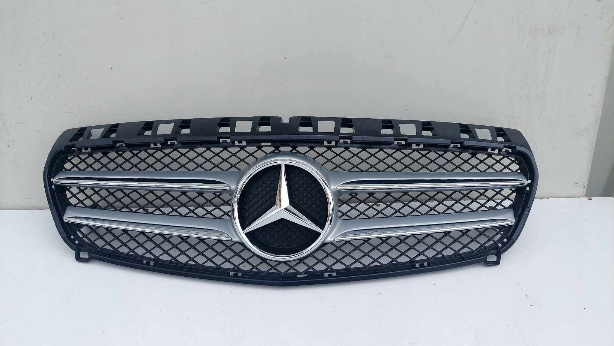 Kühlergrill Mercedes W176 FRONTGRILL A1768880260 Kühlergitter