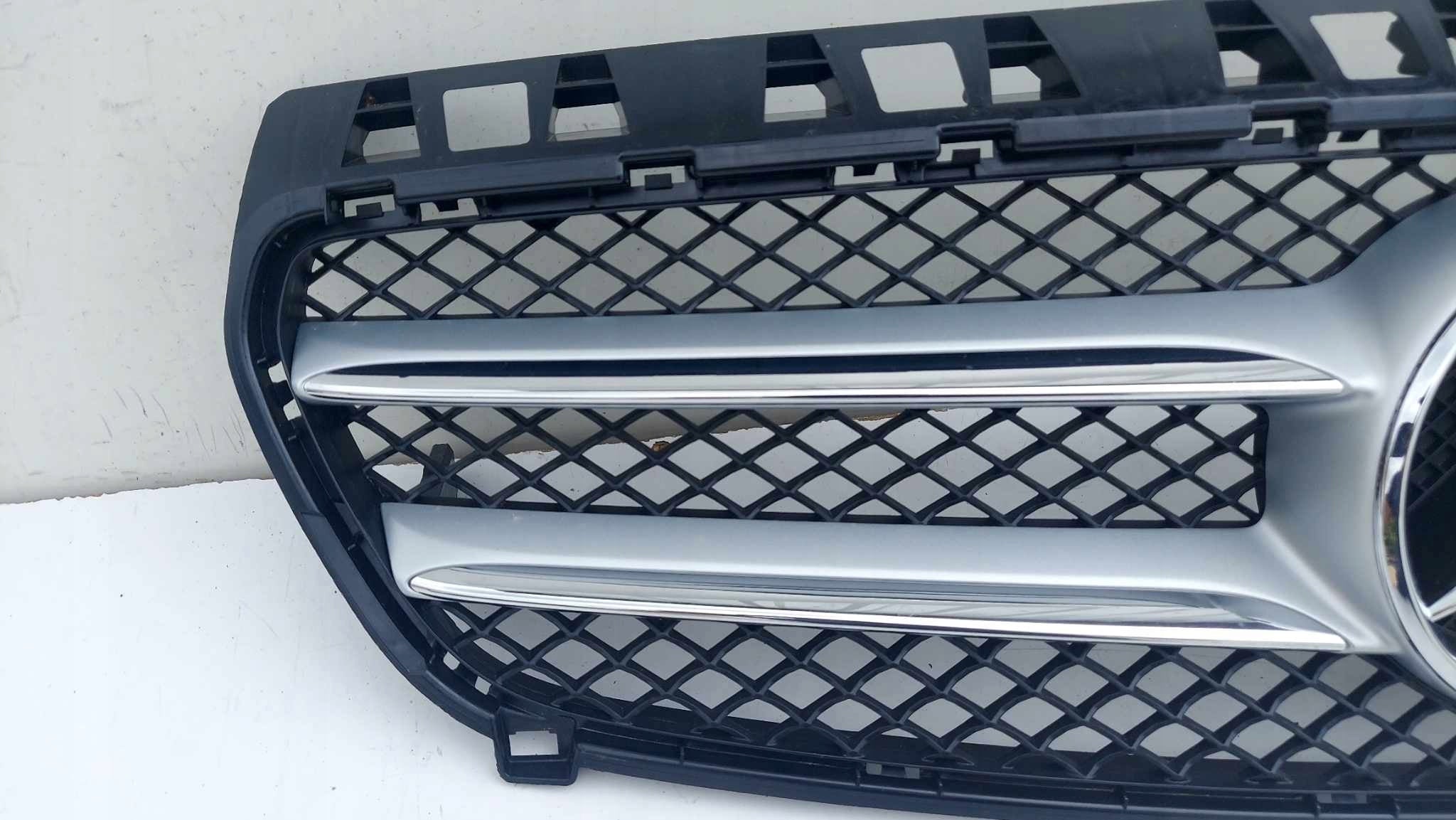 Kühlergrill Mercedes W176 FRONTGRILL A1768880260 Kühlergitter