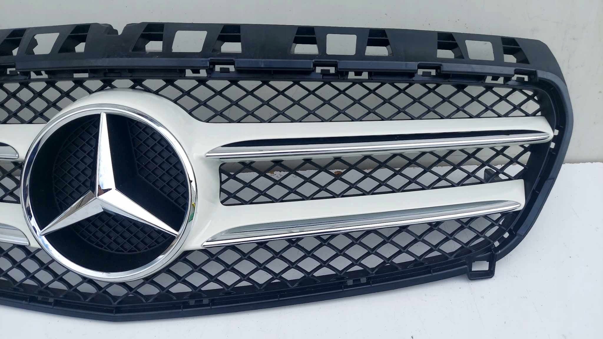 Kühlergrill Mercedes W176 FRONTGRILL A1768880260 Kühlergitter