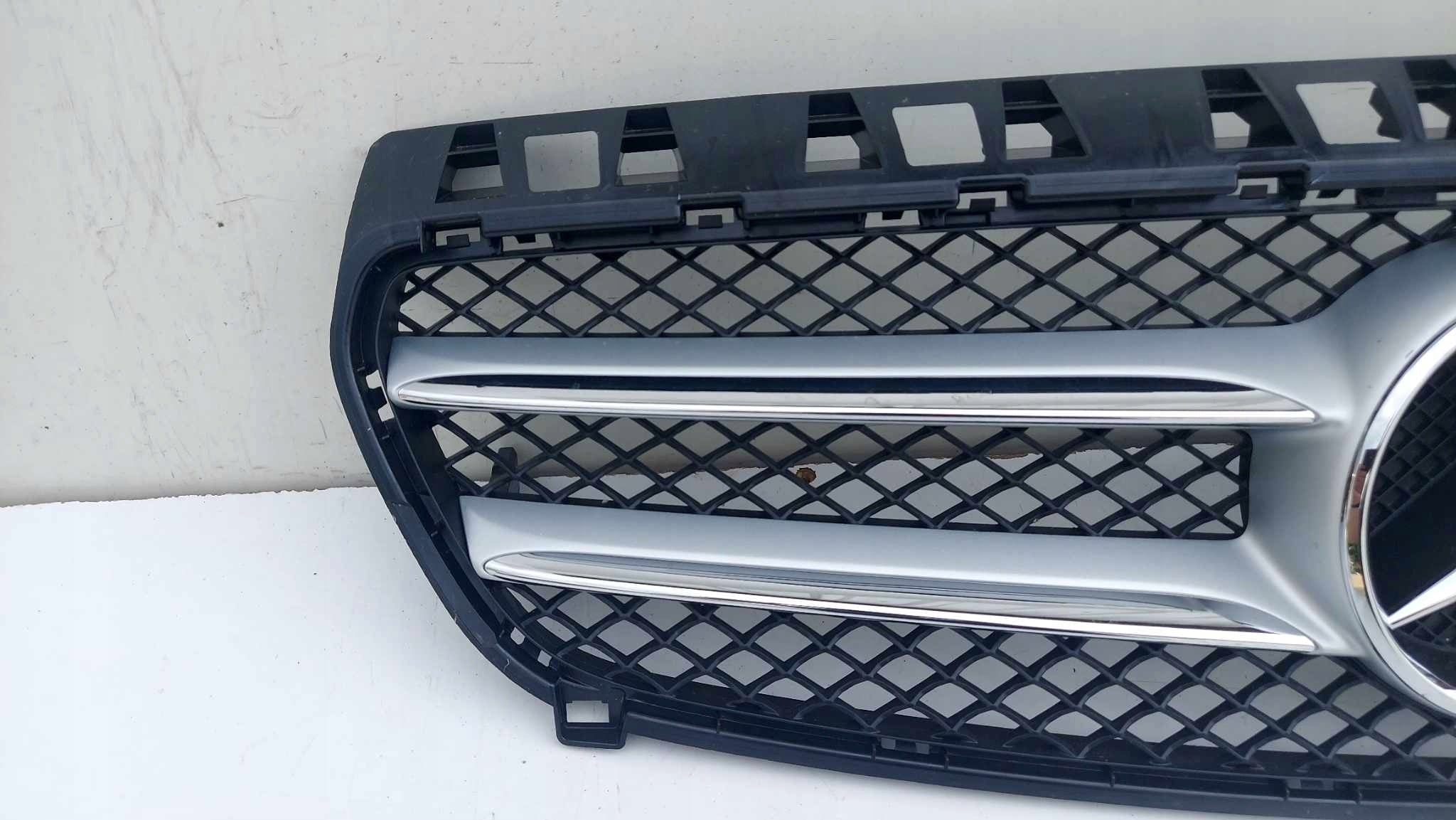 Kühlergrill Mercedes W176 FRONTGRILL A1768880260 Kühlergitter