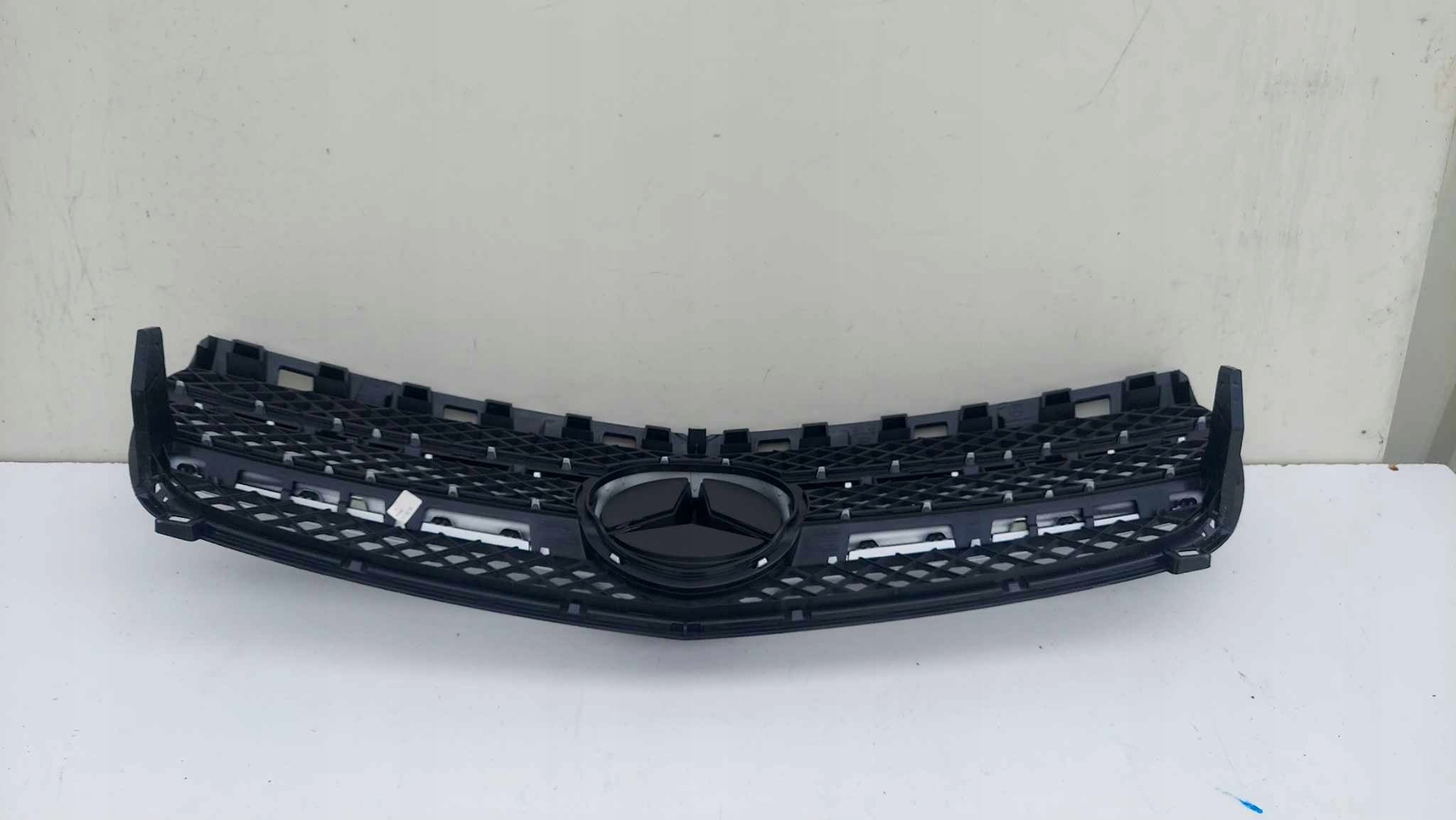 Kühlergrill Mercedes W176 FRONTGRILL A1768880260 Kühlergitter