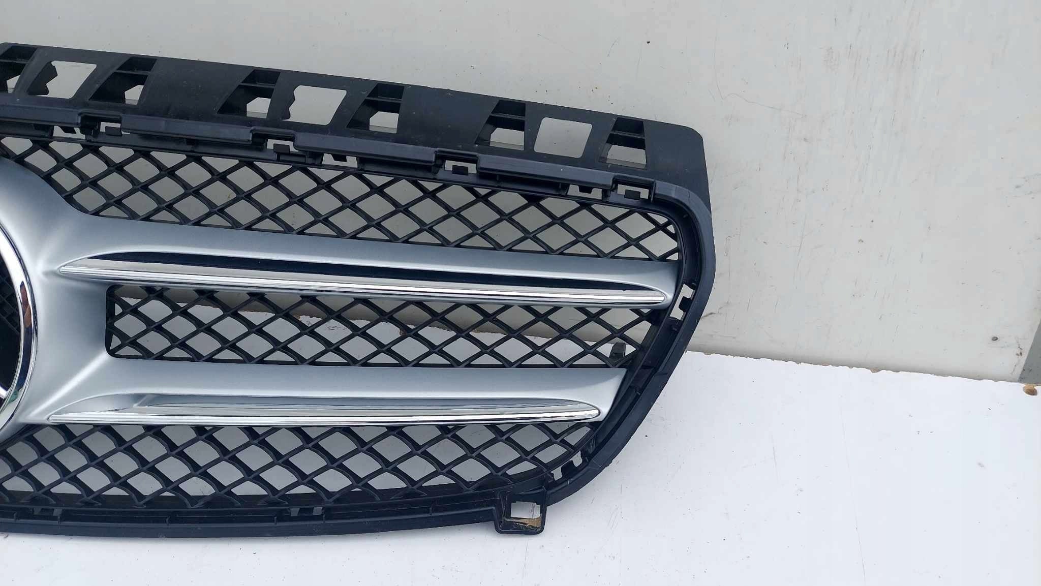 Kühlergrill Mercedes W176 FRONTGRILL A1768880260 Kühlergitter