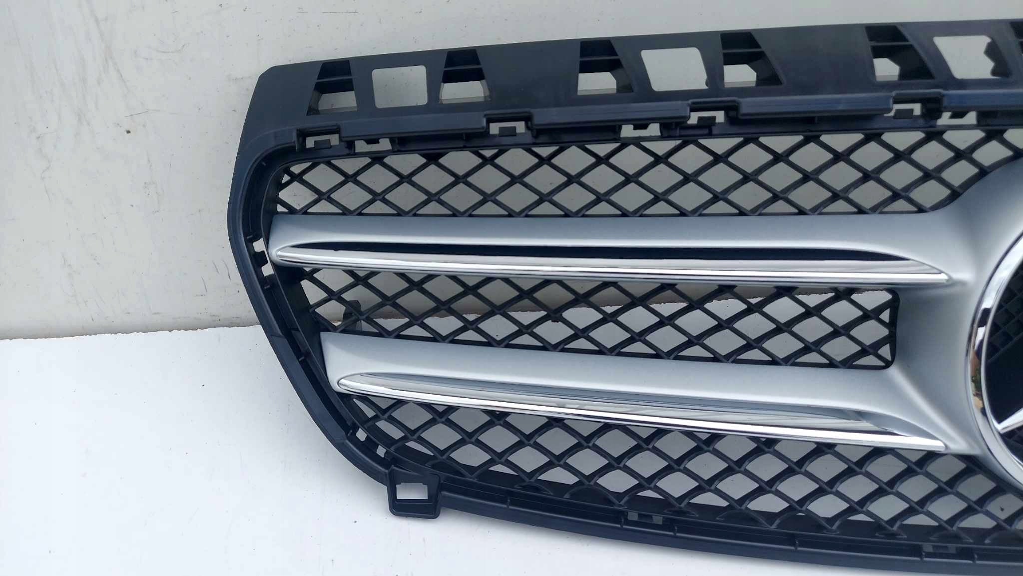 Kühlergrill Mercedes W176 FRONTGRILL A1768880260 Kühlergitter