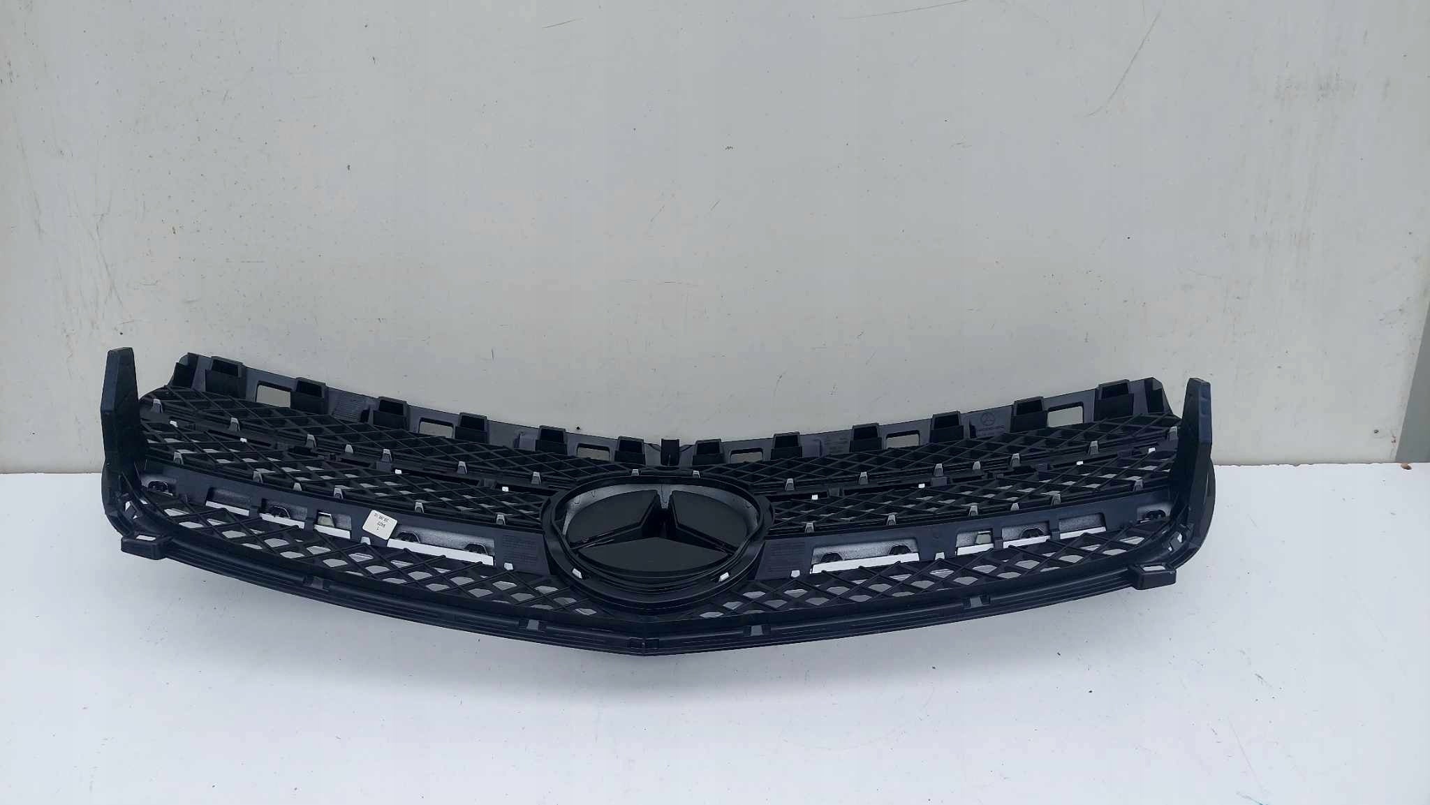 Kühlergrill Mercedes W176 FRONTGRILL A1768880260 Kühlergitter