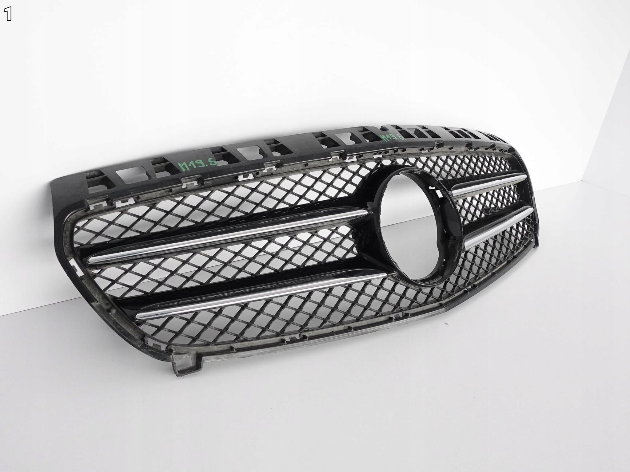 Kühlergrill Mercedes W176 FRONTGRILL A1768880260 Kühlergitter