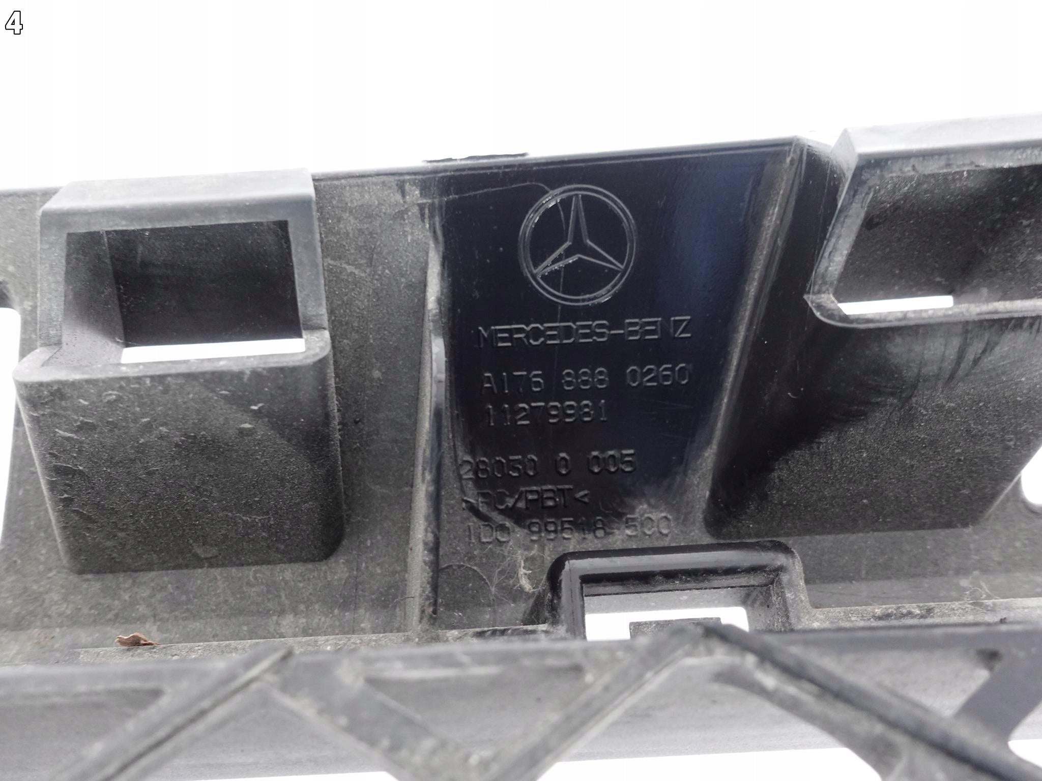 Kühlergrill Mercedes W176 FRONTGRILL A1768880260 Kühlergitter