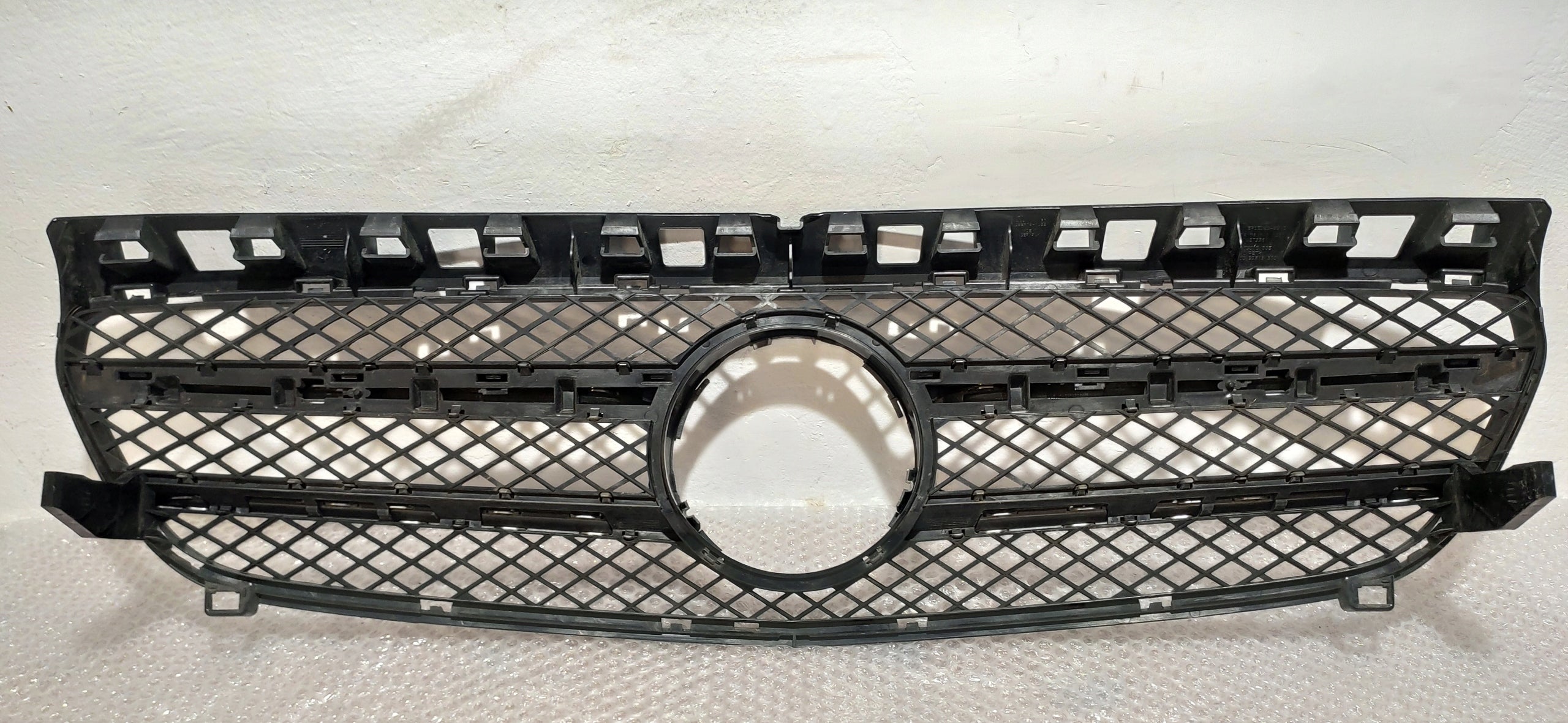 Kühlergrill Mercedes W176 FRONTGRILL A1768880260 Kühlergitter