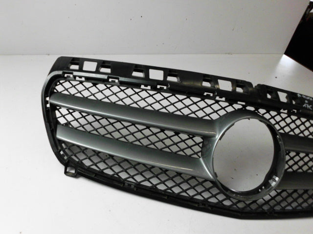 Kühlergrill Mercedes W176 FRONTGRILL A1768880260 Kühlergitter