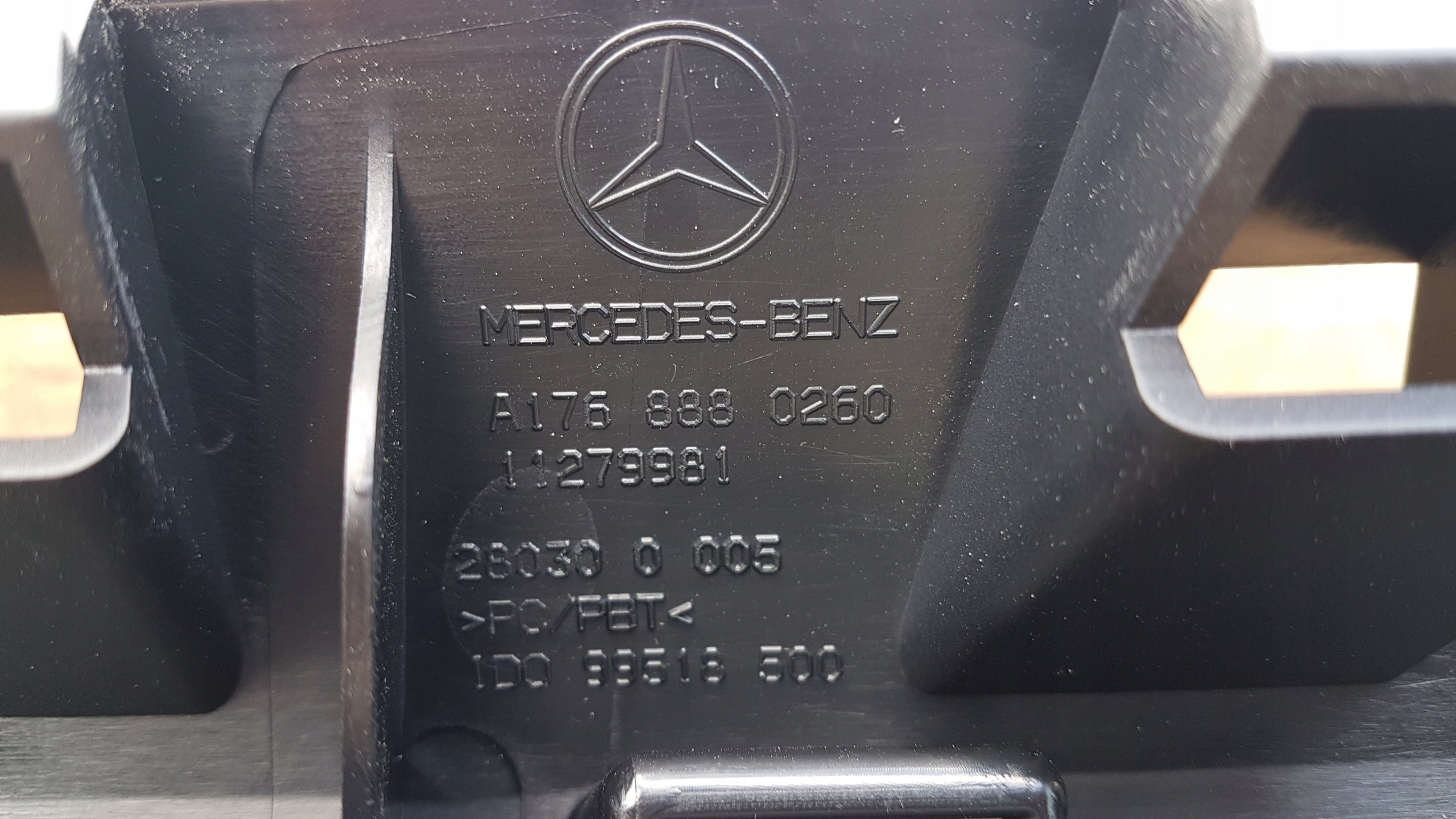 Kühlergrill Mercedes W176 FRONTGRILL Kühlergitter